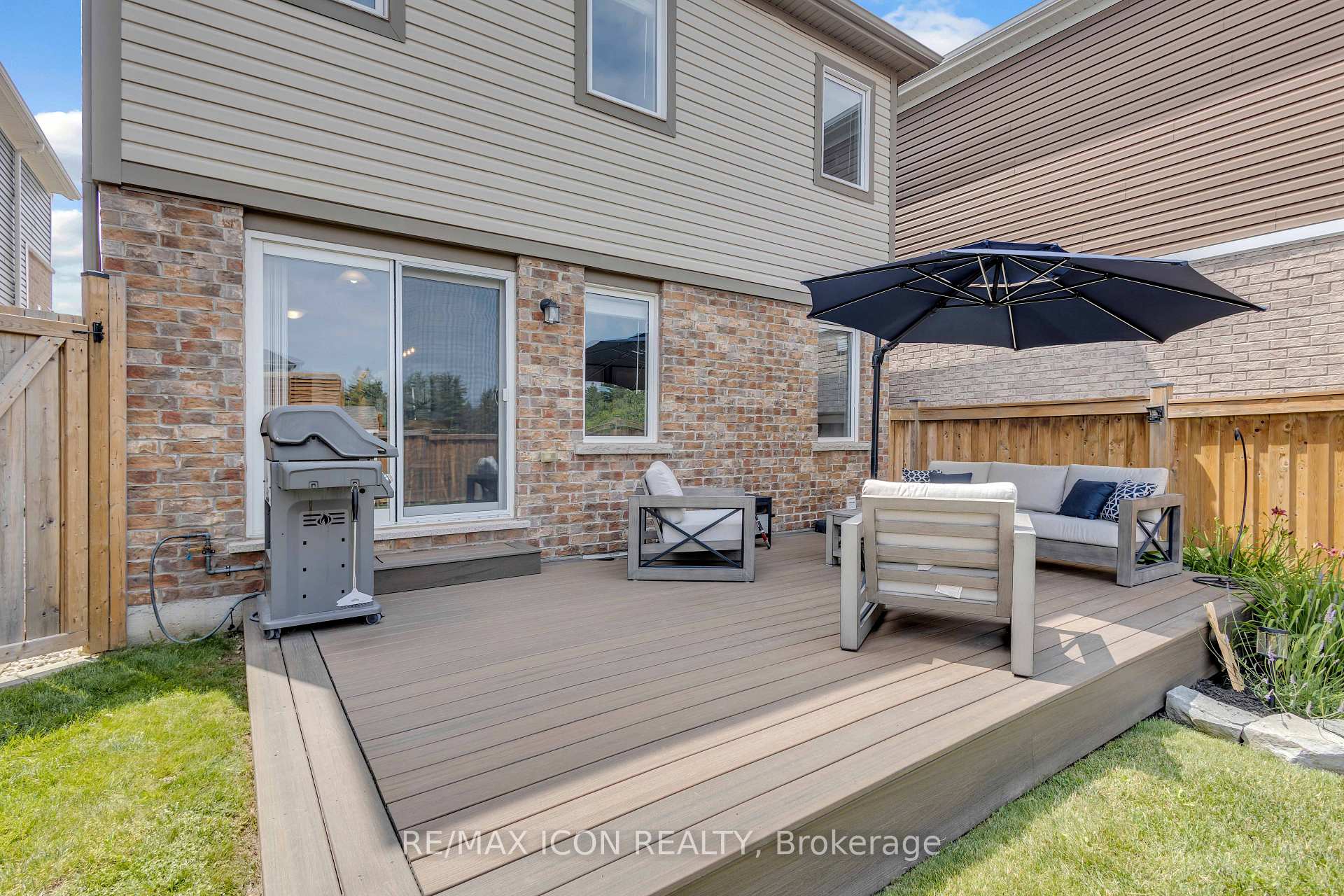 Photo 42 of 515 Equestrian Way, Cambridge, Silver Heights — HOMEH