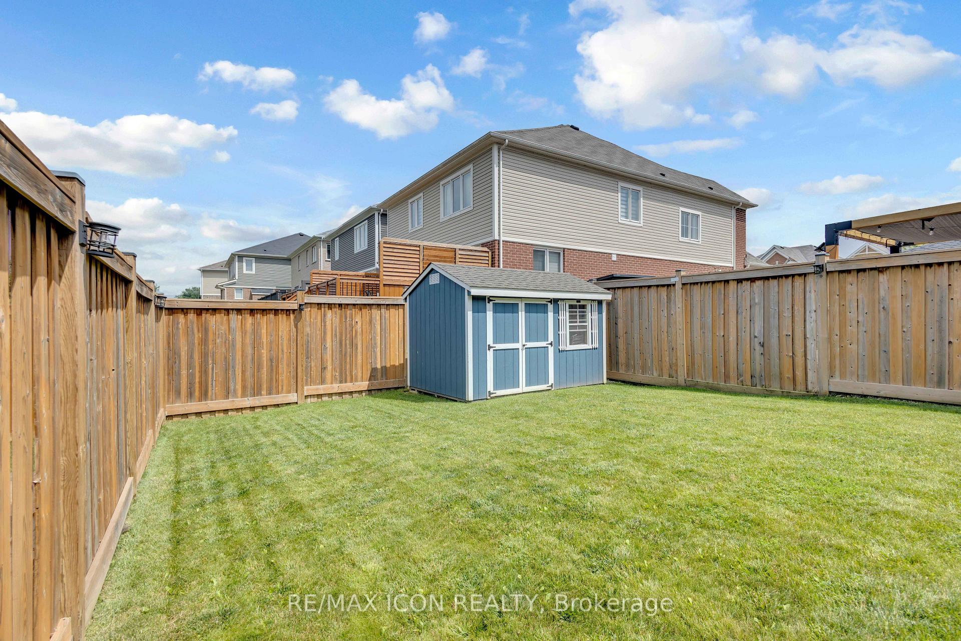 Photo 44 of 515 Equestrian Way, Cambridge, Silver Heights — HOMEH