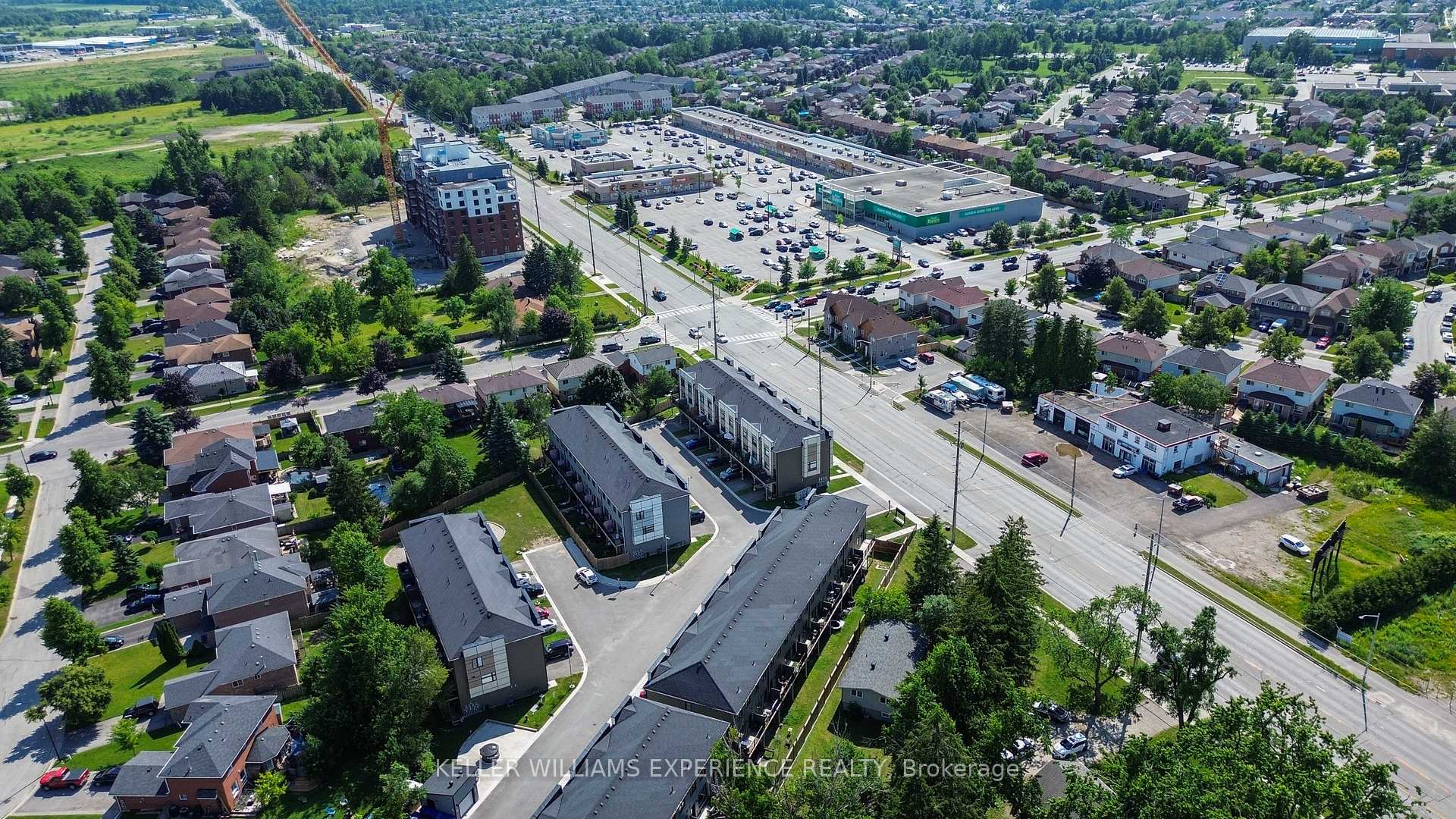 Photo 32 of Unit 29, 540 Essa Road, Barrie, Holly — HOMEH