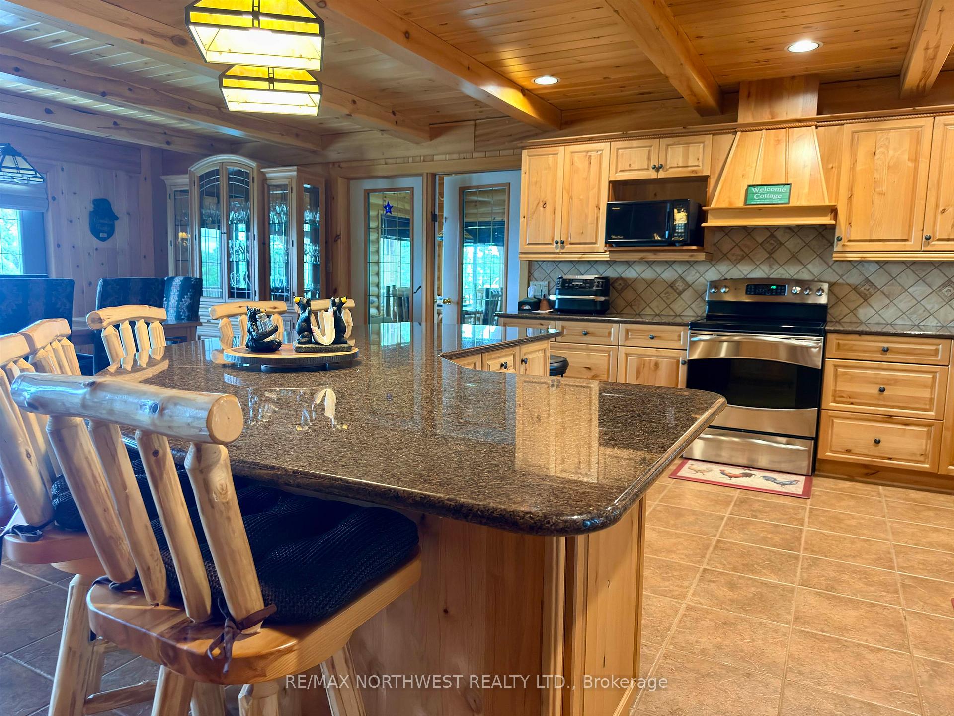 Photo 10 of 82B Branch Rd 5C SW, Kenora Remote Area, Lake of the Woods North — HOMEH