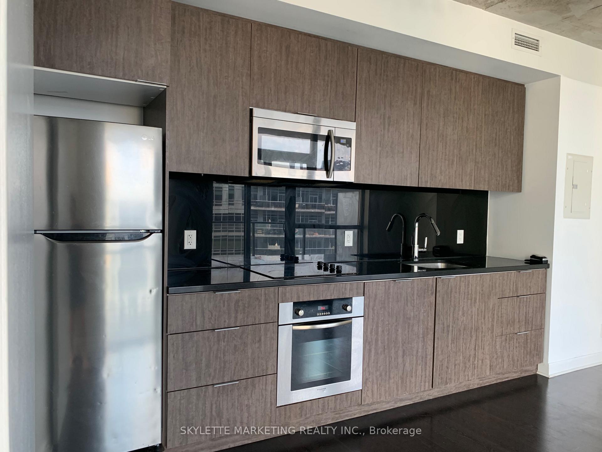 Photo 7 of Unit 1017, 478 King Street W, Toronto, Waterfront Communities — HOMEH