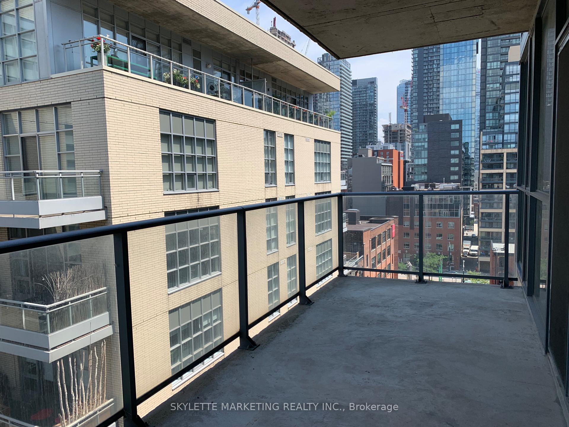 Photo 10 of Unit 1017, 478 King Street W, Toronto, Waterfront Communities — HOMEH