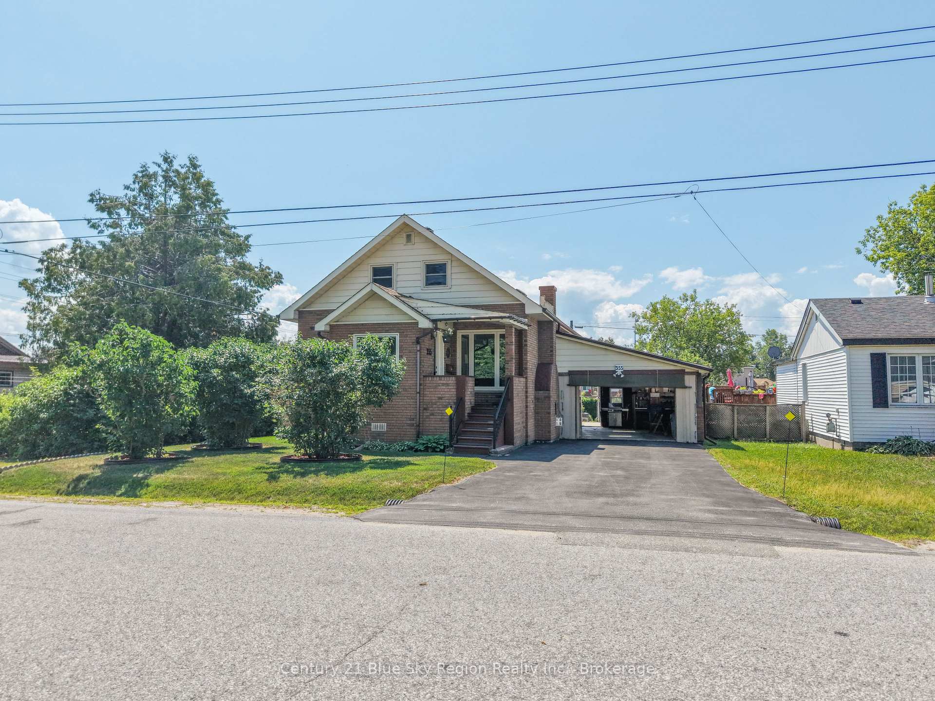 Front of 355 Hutcheson Avenue