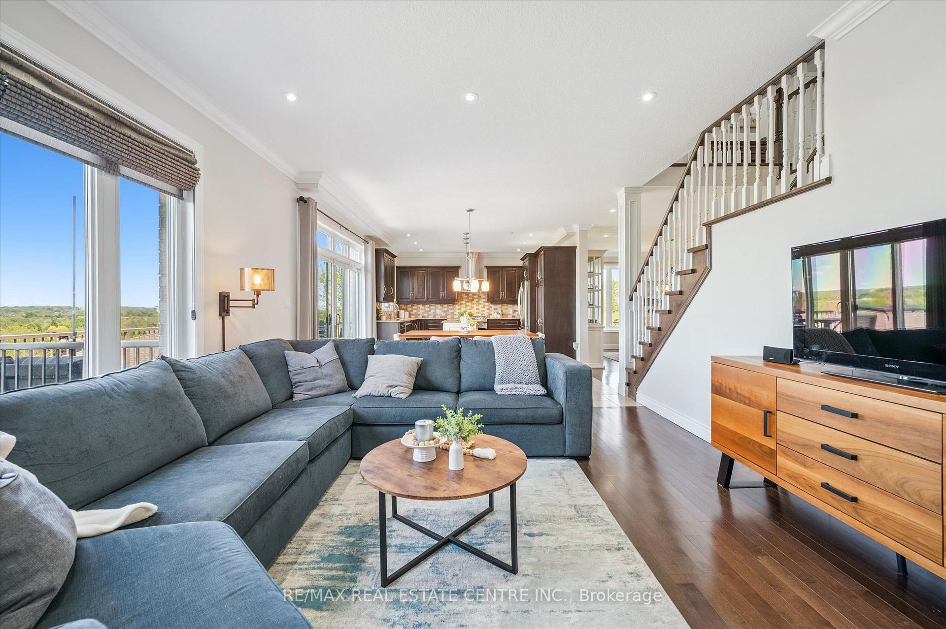 Photo 9 of 103 Gouda Place, Cambridge, Christopher-Champlain — HOMEH