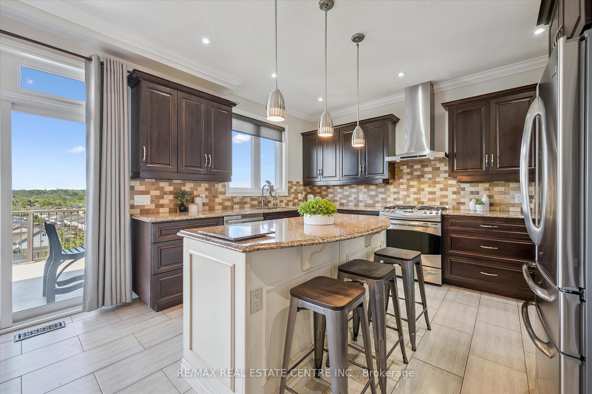 Photo 10 of 103 Gouda Place, Cambridge, Christopher-Champlain — HOMEH