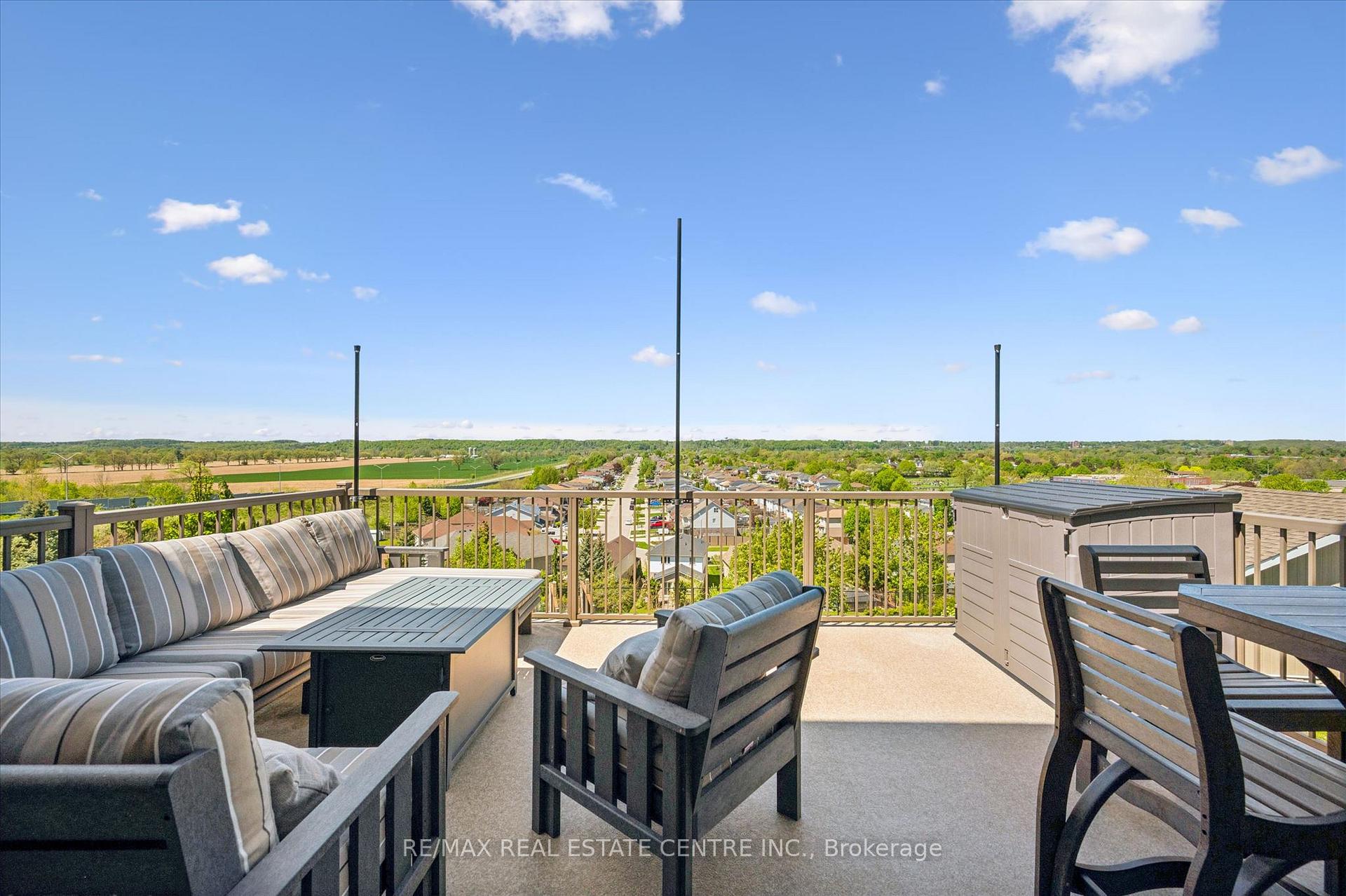 Photo 15 of 103 Gouda Place, Cambridge, Christopher-Champlain — HOMEH