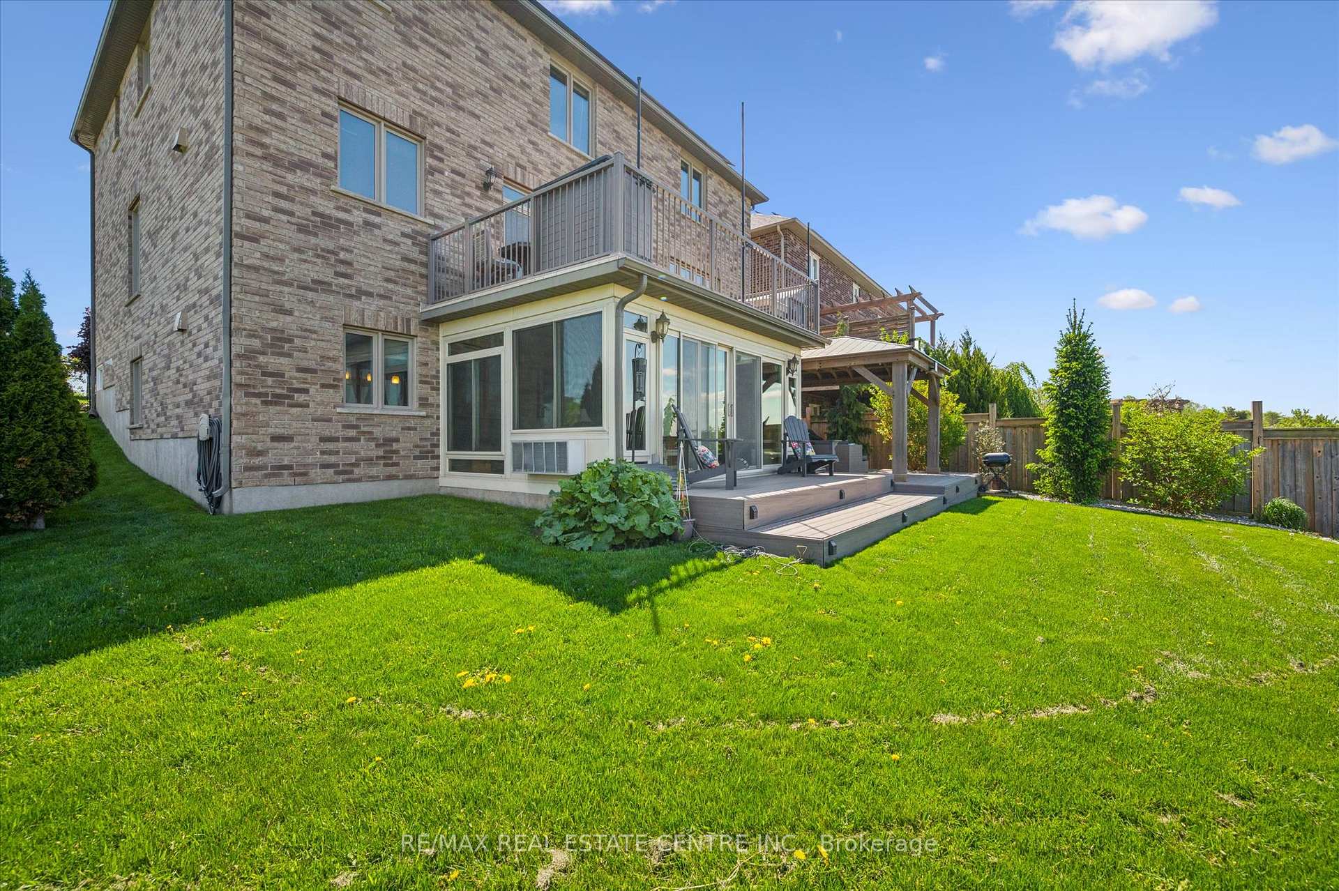 Photo 49 of 103 Gouda Place, Cambridge, Christopher-Champlain — HOMEH