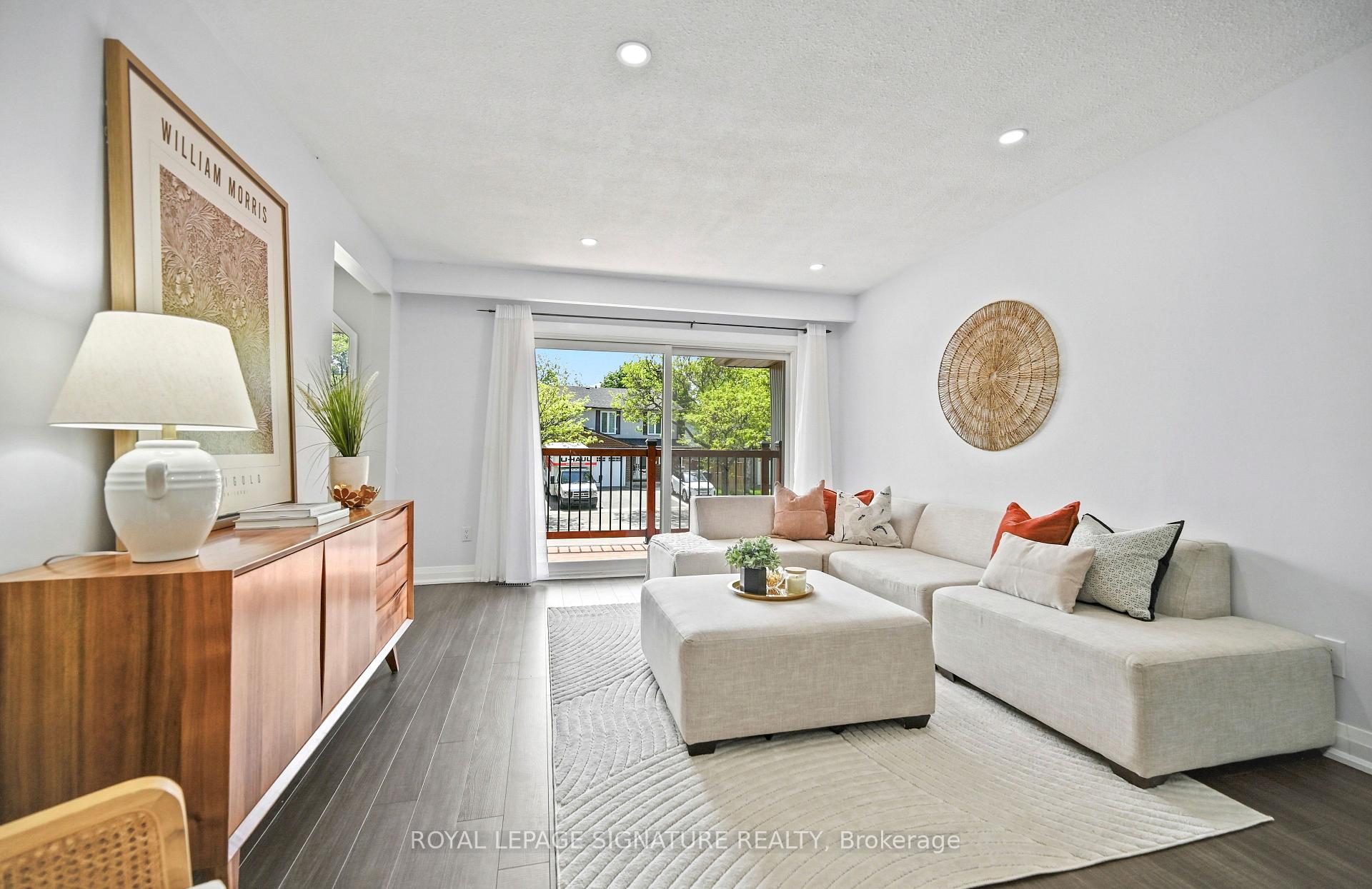 Photo 4 of 23 Abell Drive, Brampton, Madoc — HOMEH