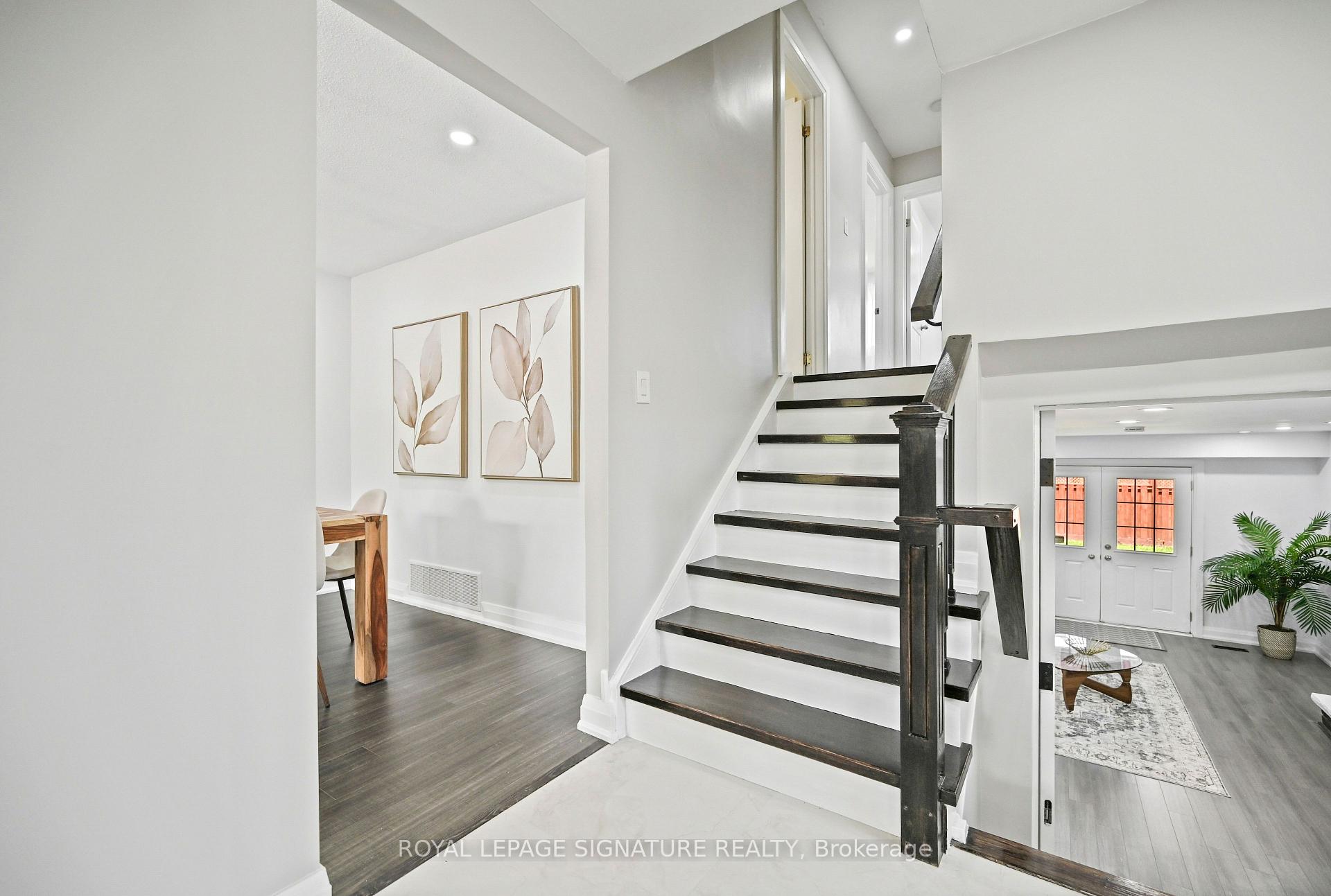 Photo 8 of 23 Abell Drive, Brampton, Madoc — HOMEH