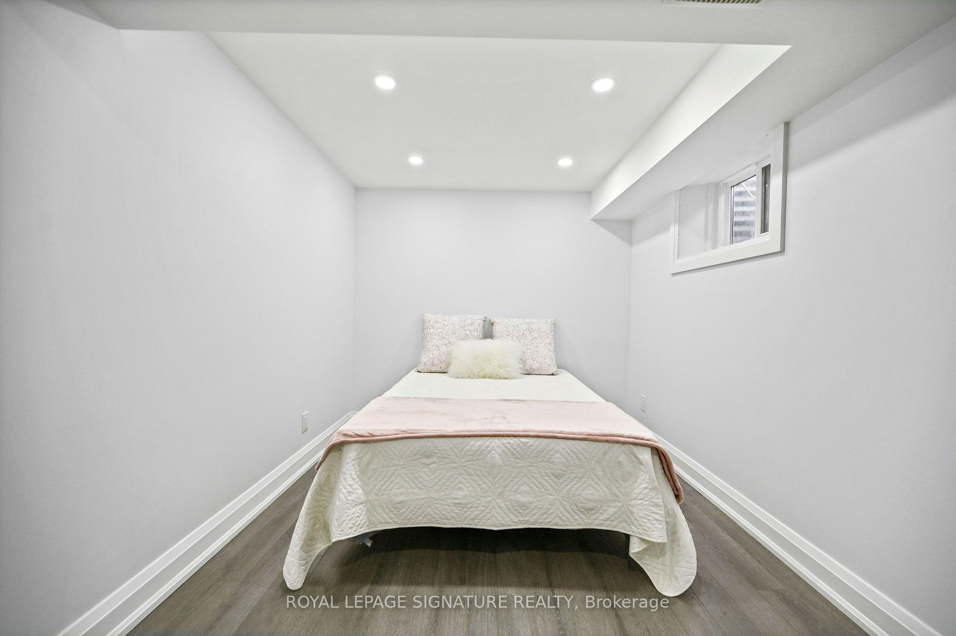 Photo 49 of 23 Abell Drive, Brampton, Madoc — HOMEH