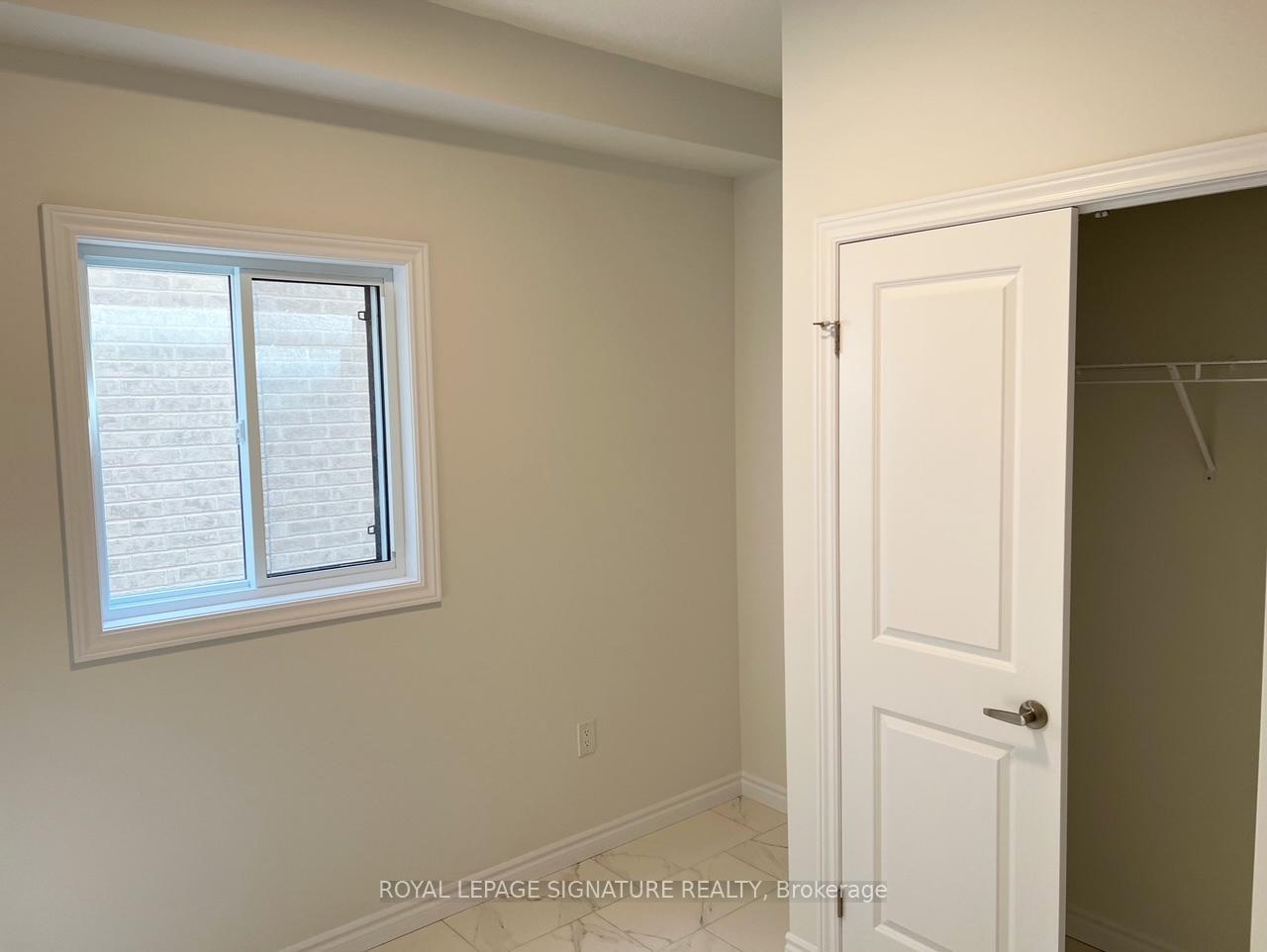 Photo 8 of 3128 Turner Crescent, London, South U — HOMEH