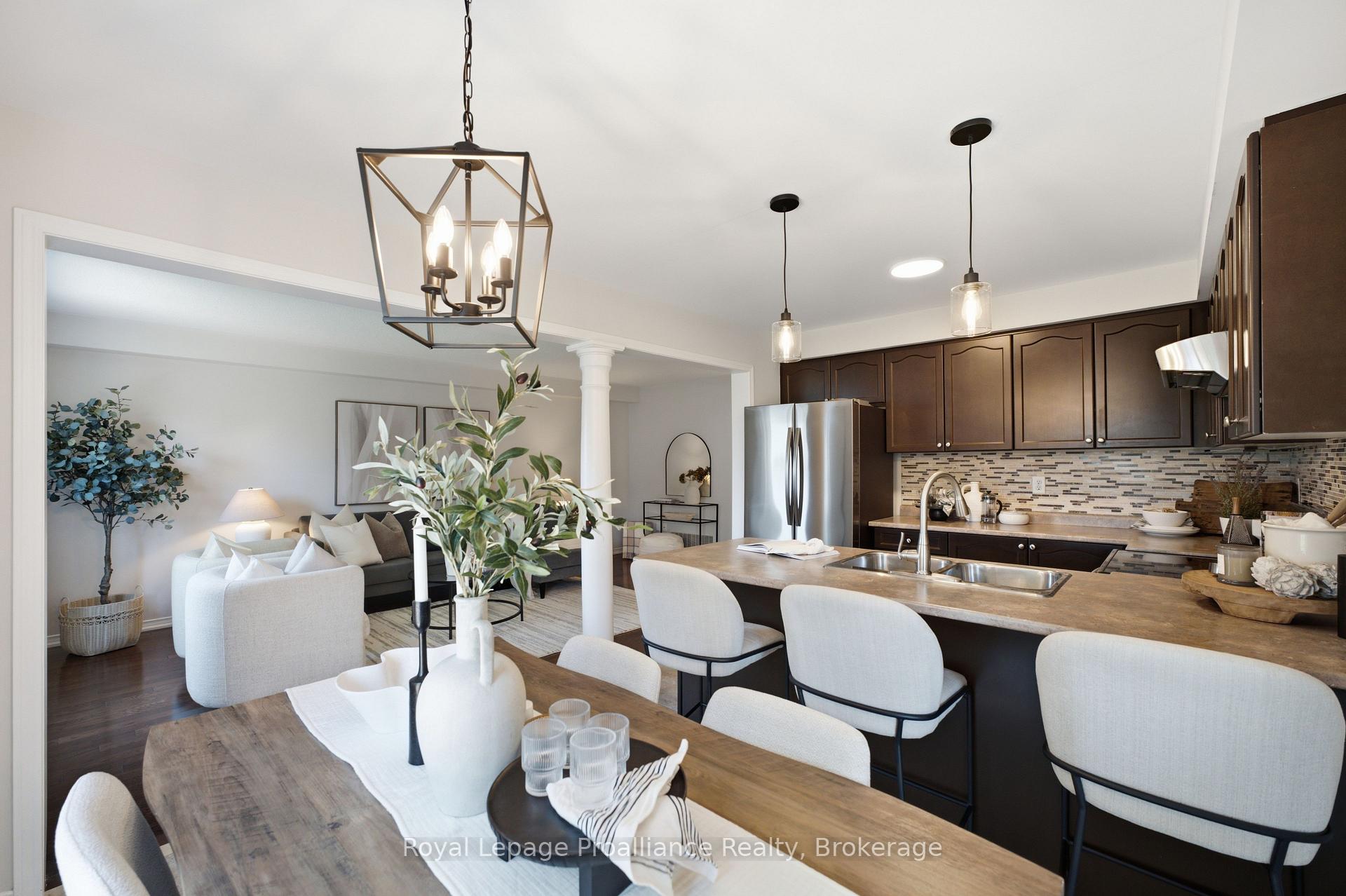 Photo 23 of 39 Courvier Crescent, Clarington, Bowmanville — HOMEH