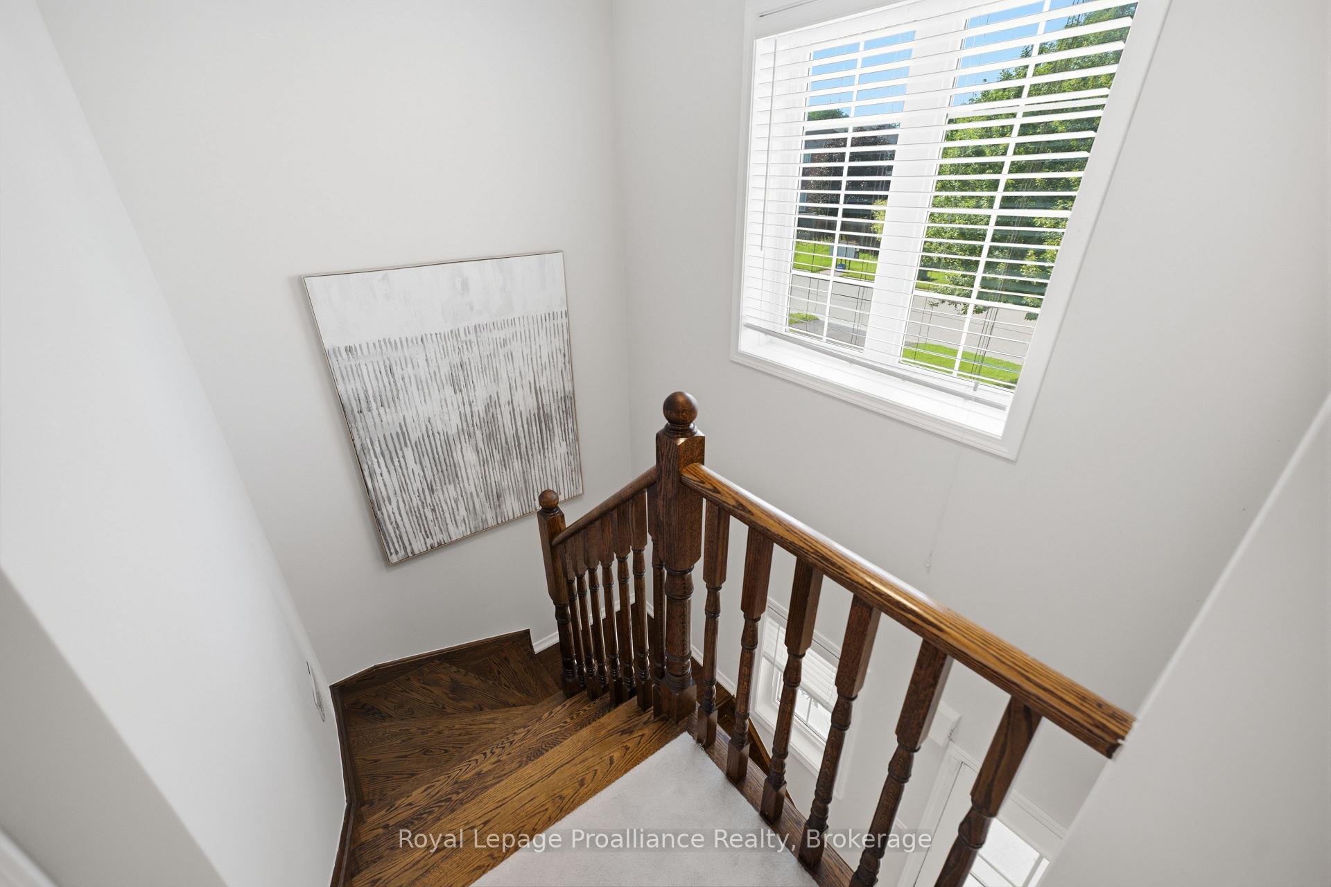 Photo 27 of 39 Courvier Crescent, Clarington, Bowmanville — HOMEH