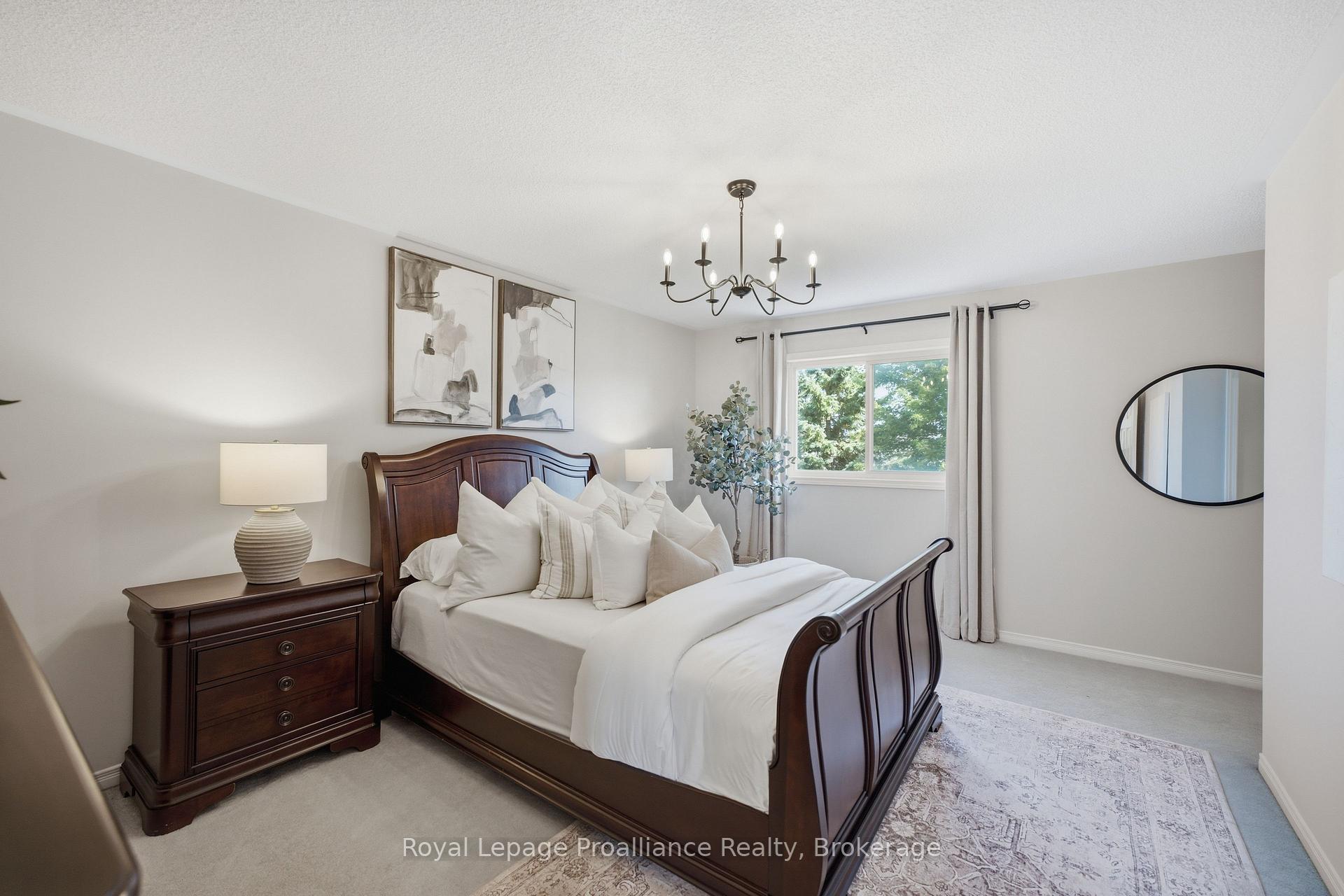 Photo 29 of 39 Courvier Crescent, Clarington, Bowmanville — HOMEH