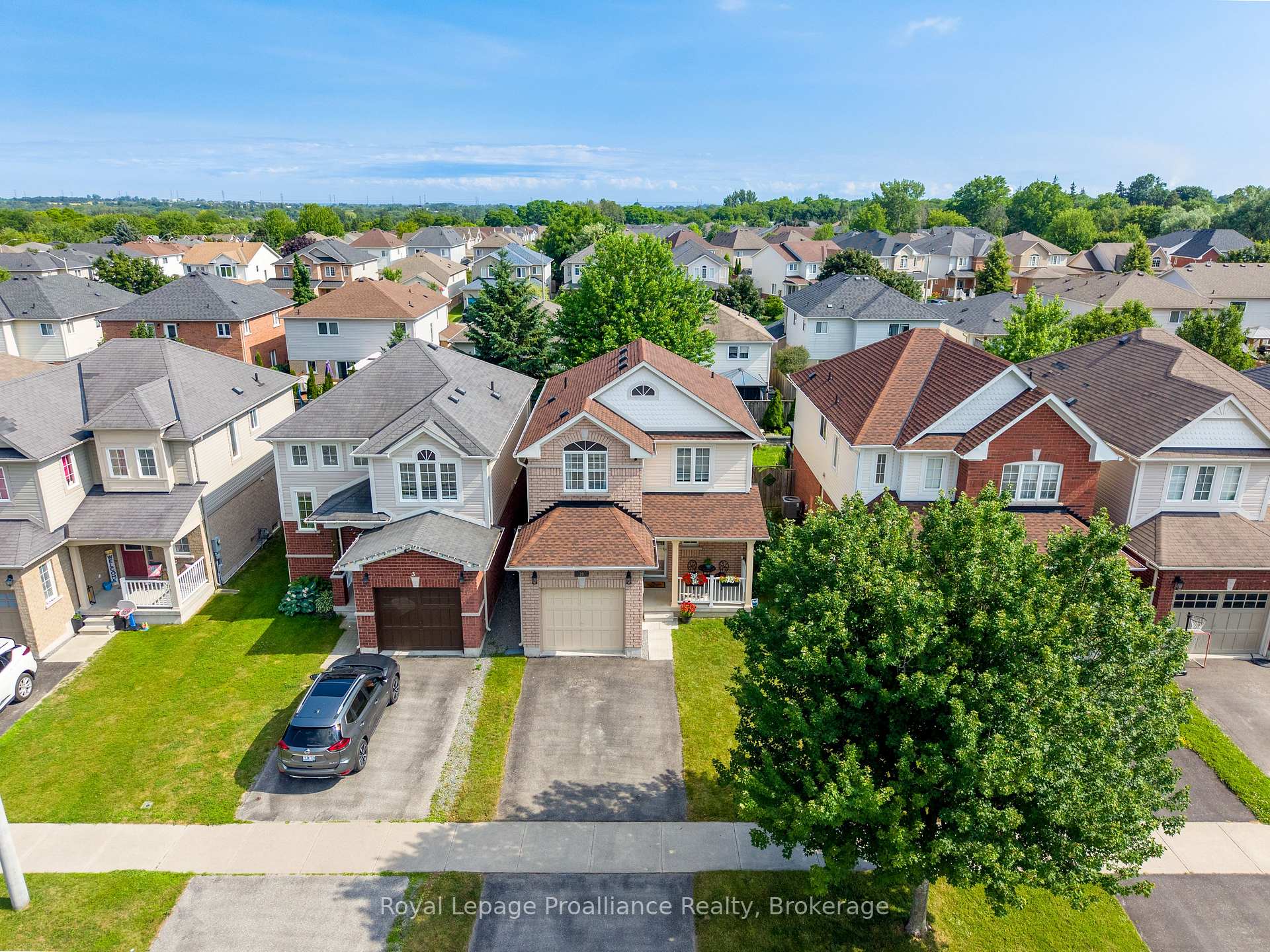 Photo 42 of 39 Courvier Crescent, Clarington, Bowmanville — HOMEH