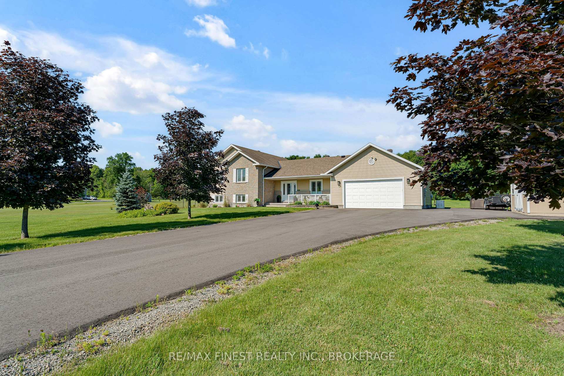 Photo 2 of 59 Horace Drive, Rideau Lakes, Rideau Lakes (Bastard) Twp — HOMEH