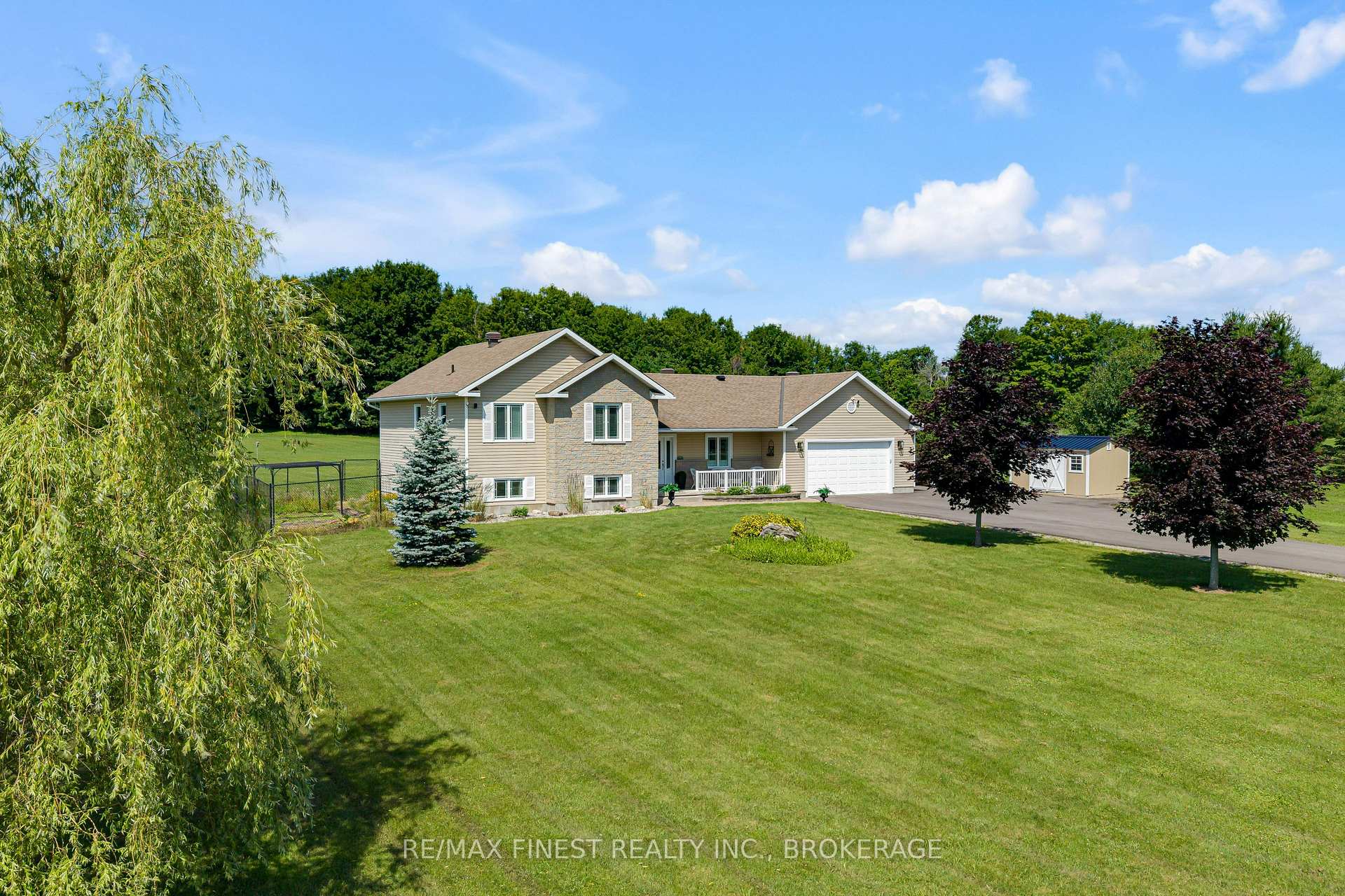 Photo 4 of 59 Horace Drive, Rideau Lakes, Rideau Lakes (Bastard) Twp — HOMEH