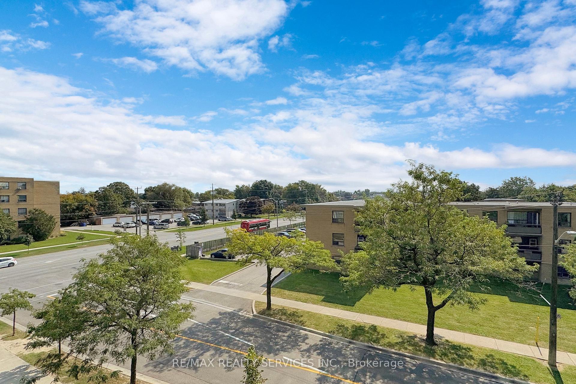 Photo 32 of Unit 415, 80 Esther Lorrie Drive, Etobicoke, West Humber-Clairville — HOMEH