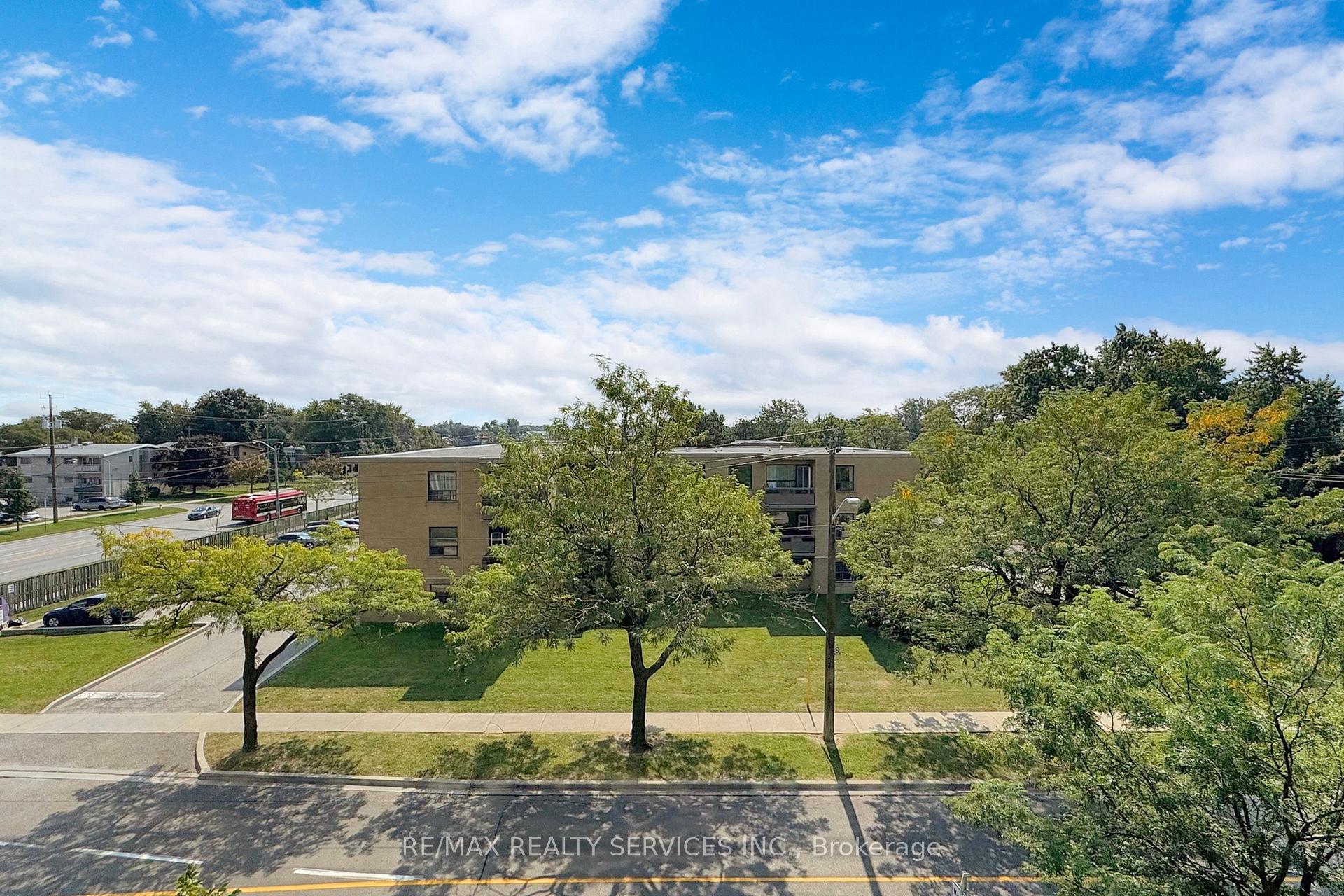 Photo 33 of Unit 415, 80 Esther Lorrie Drive, Etobicoke, West Humber-Clairville — HOMEH