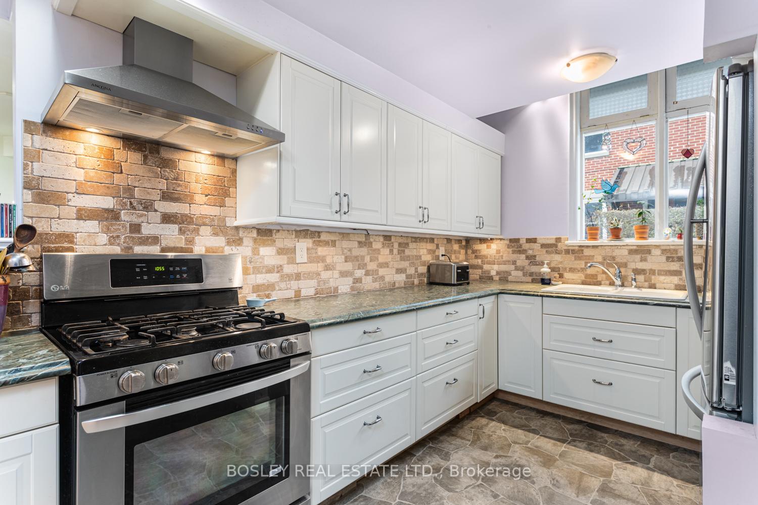 Photo 14 of 131 King Street E, Cobourg — HOMEH