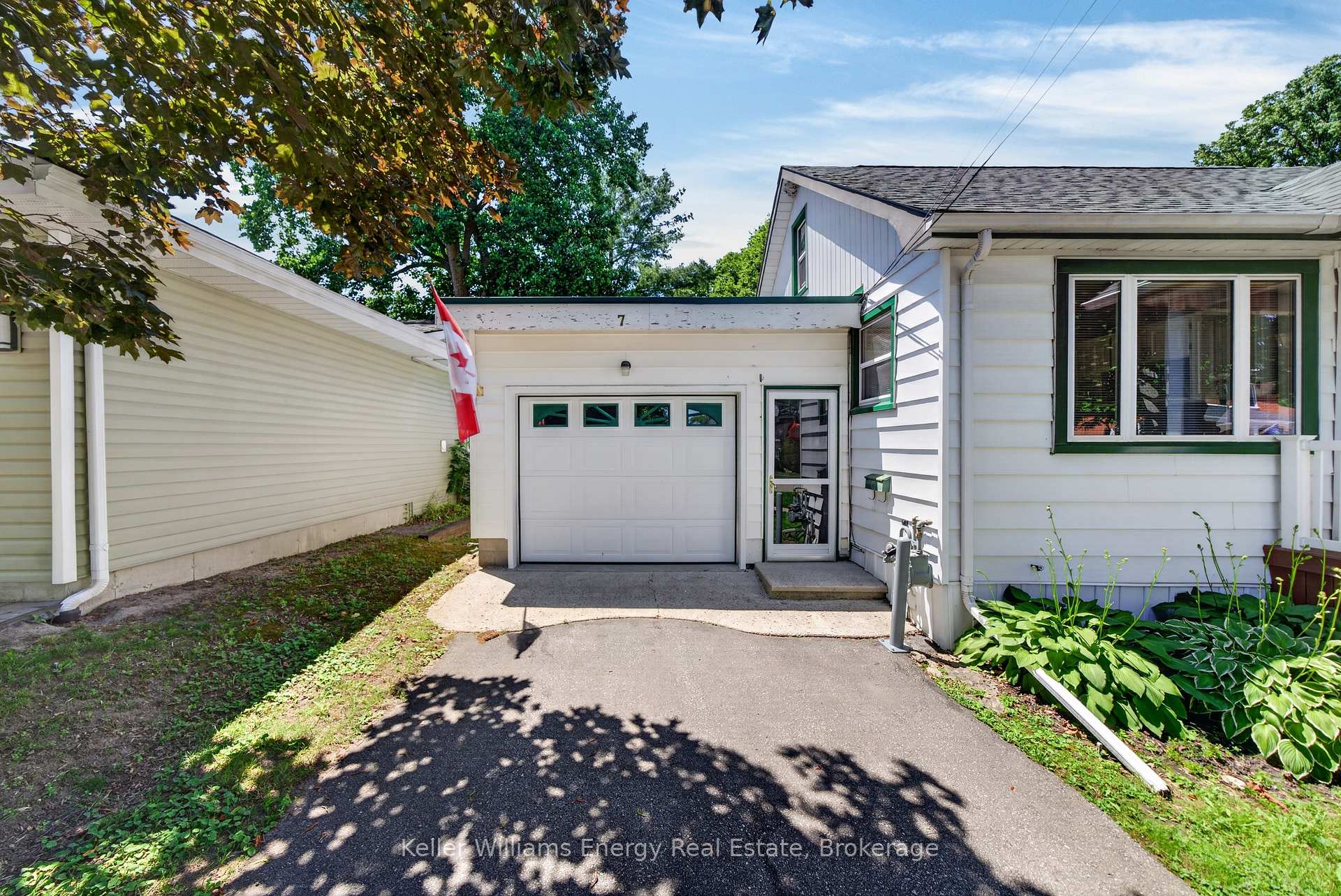 Photo 7 of 7 Maple Avenue, Prince Edward County, Picton Ward — HOMEH