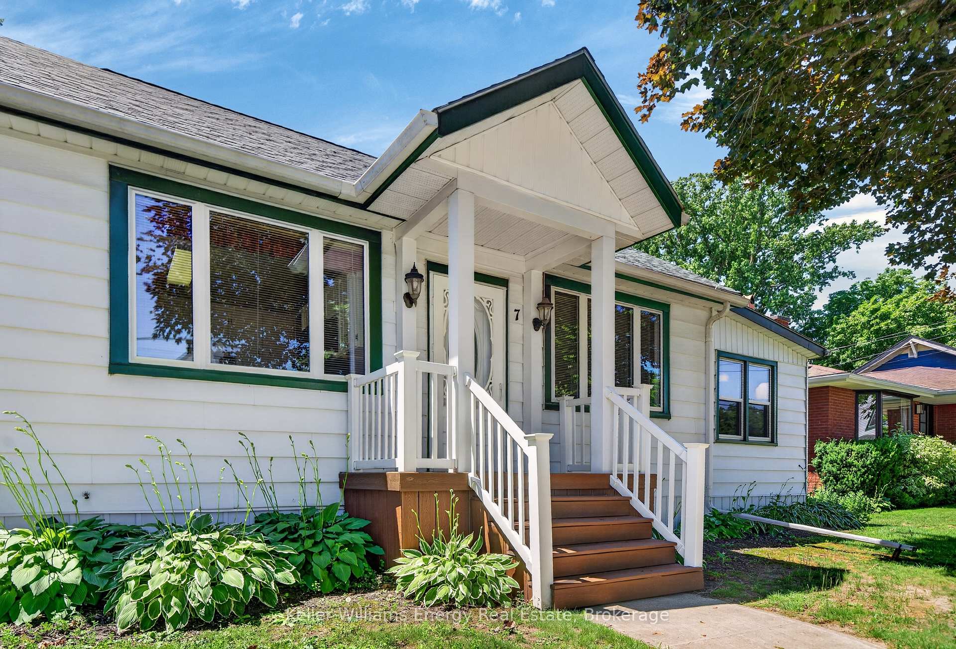 Photo 8 of 7 Maple Avenue, Prince Edward County, Picton Ward — HOMEH