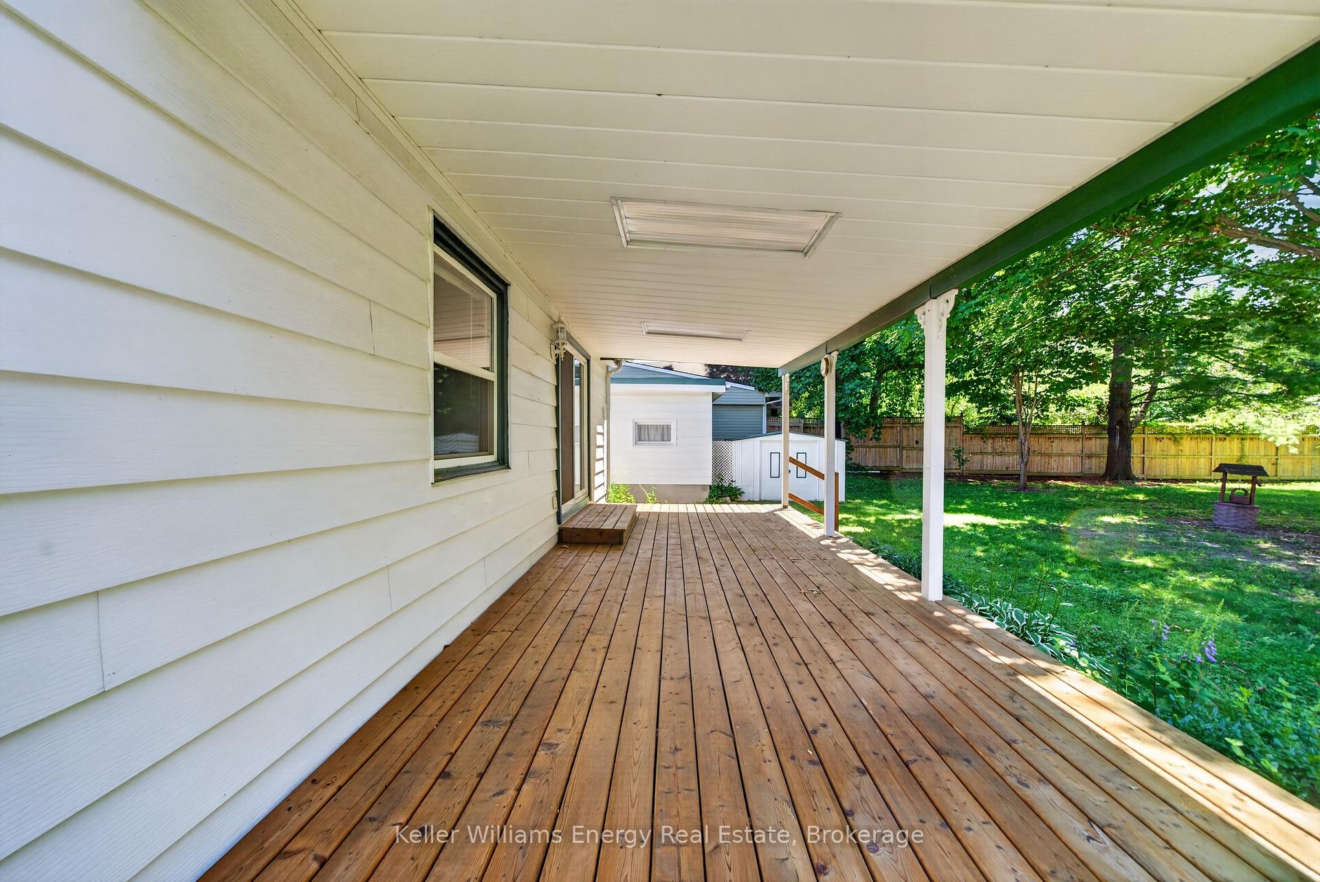 Photo 10 of 7 Maple Avenue, Prince Edward County, Picton Ward — HOMEH