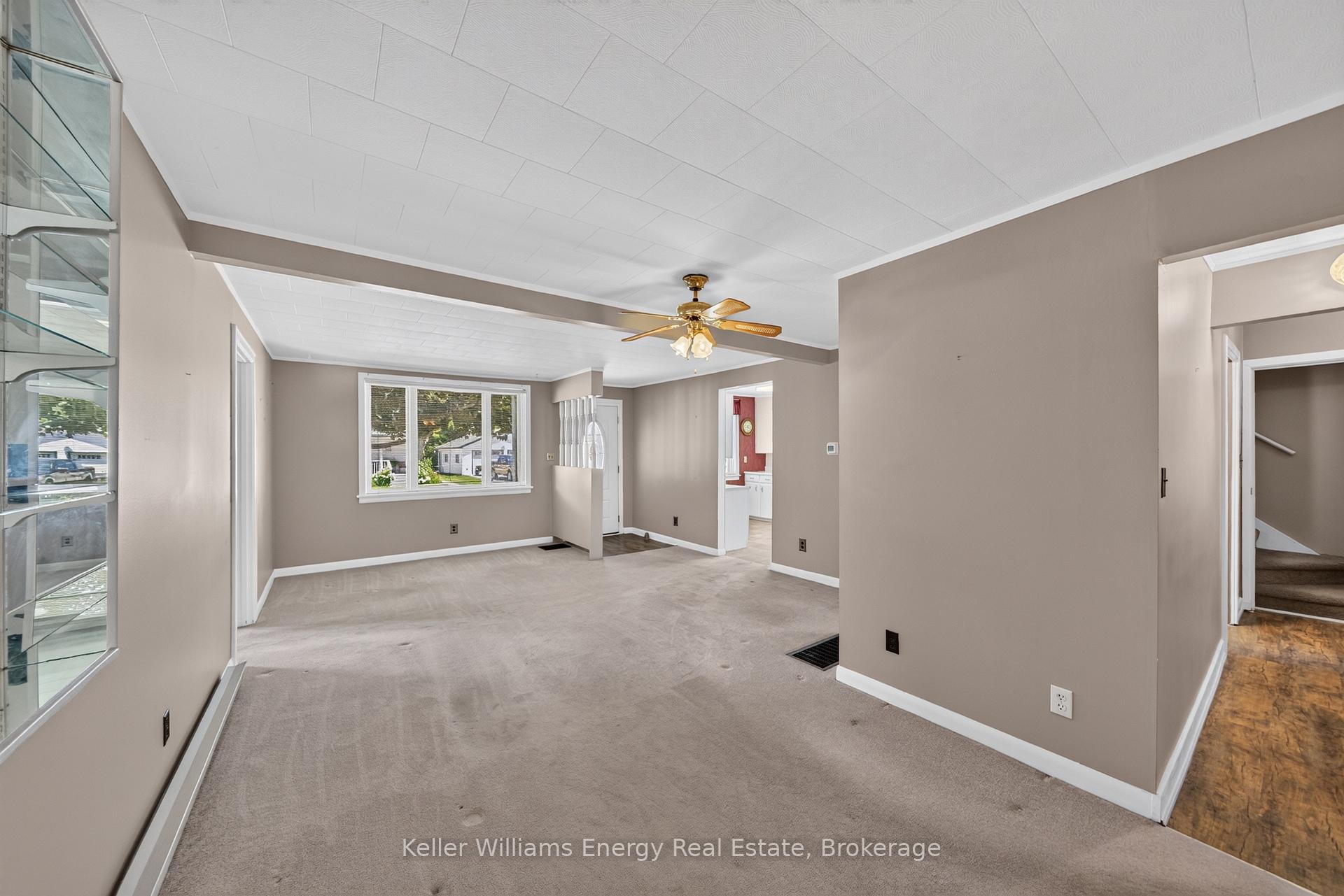 Photo 15 of 7 Maple Avenue, Prince Edward County, Picton Ward — HOMEH