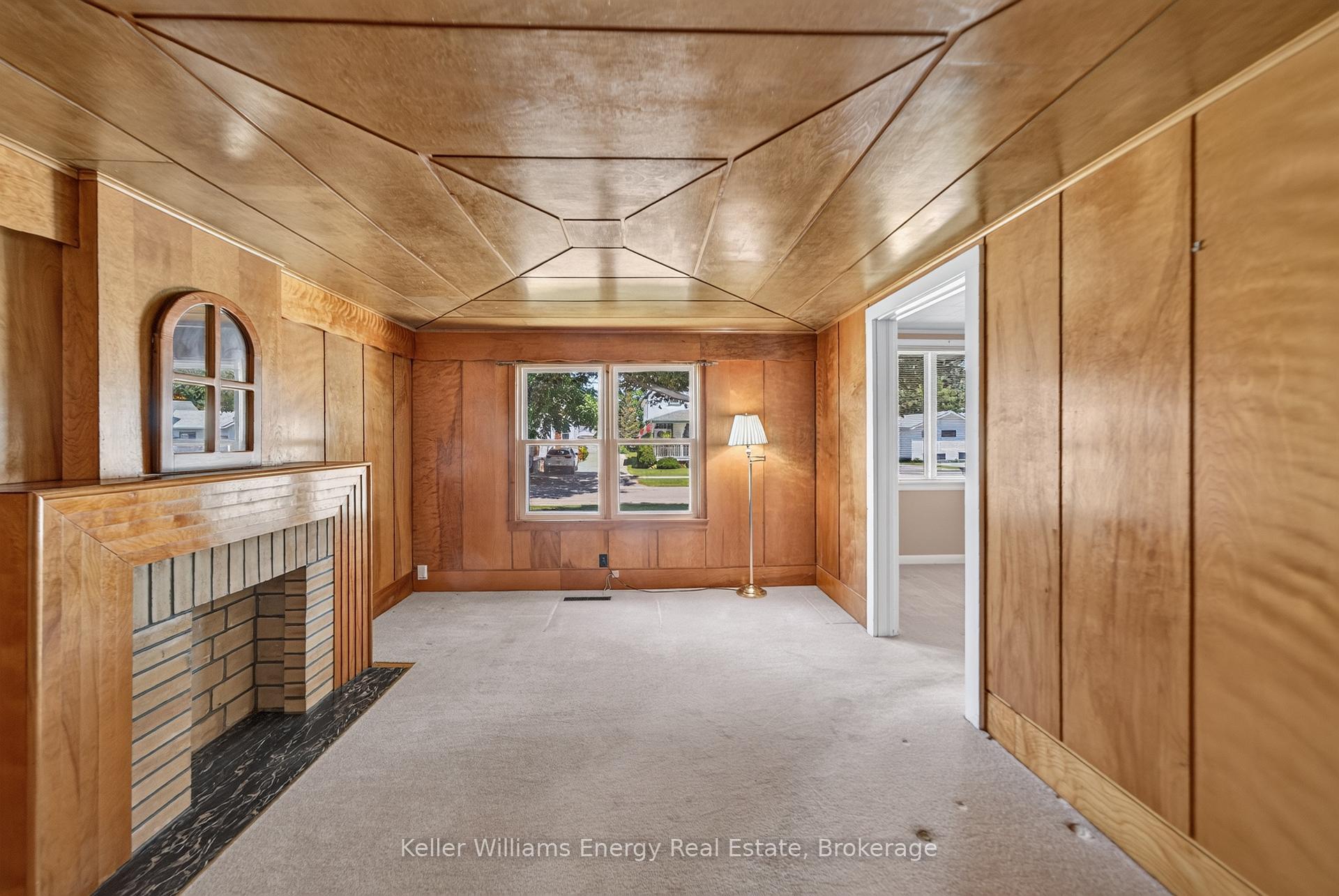 Photo 26 of 7 Maple Avenue, Prince Edward County, Picton Ward — HOMEH