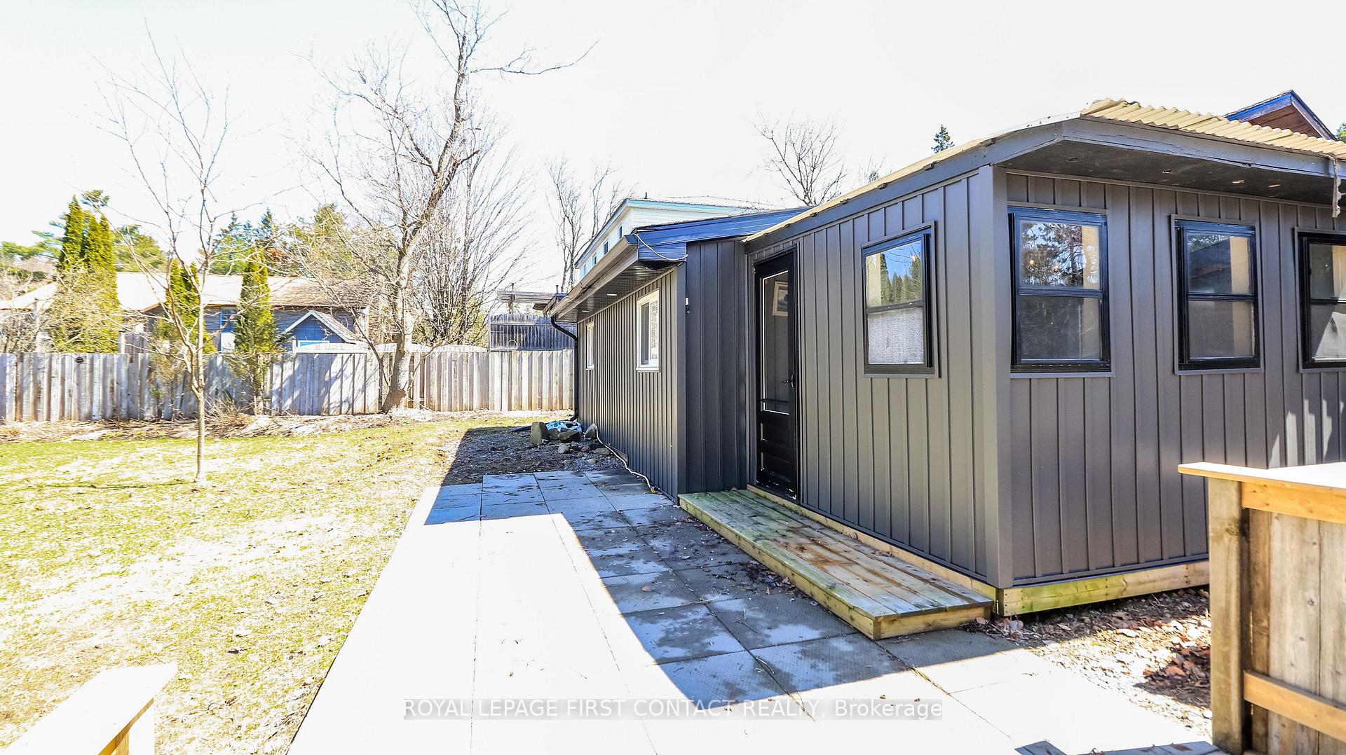 Photo 8 of 150 Farquhar Street, Gravenhurst, Muskoka (S) — HOMEH