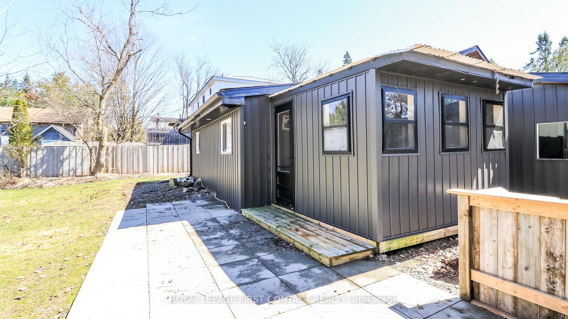 Photo 9 of 150 Farquhar Street, Gravenhurst, Muskoka (S) — HOMEH