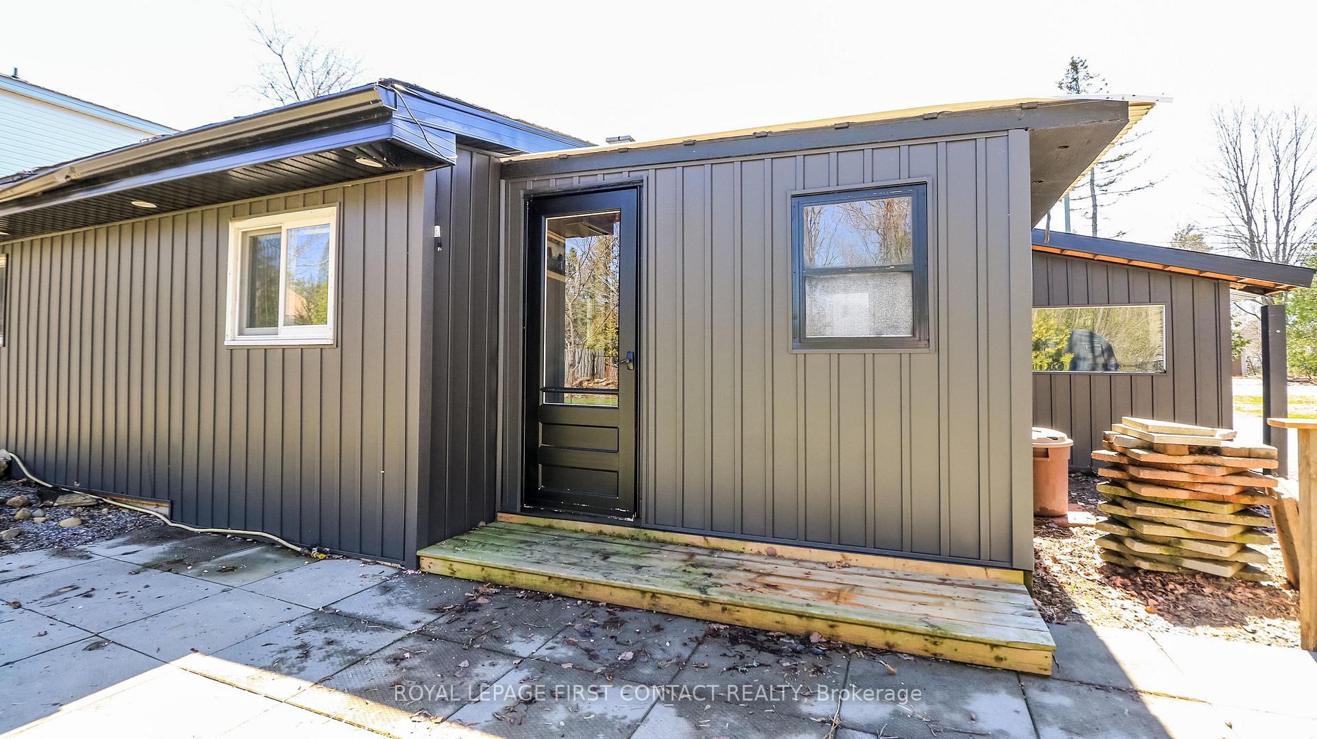 Photo 11 of 150 Farquhar Street, Gravenhurst, Muskoka (S) — HOMEH