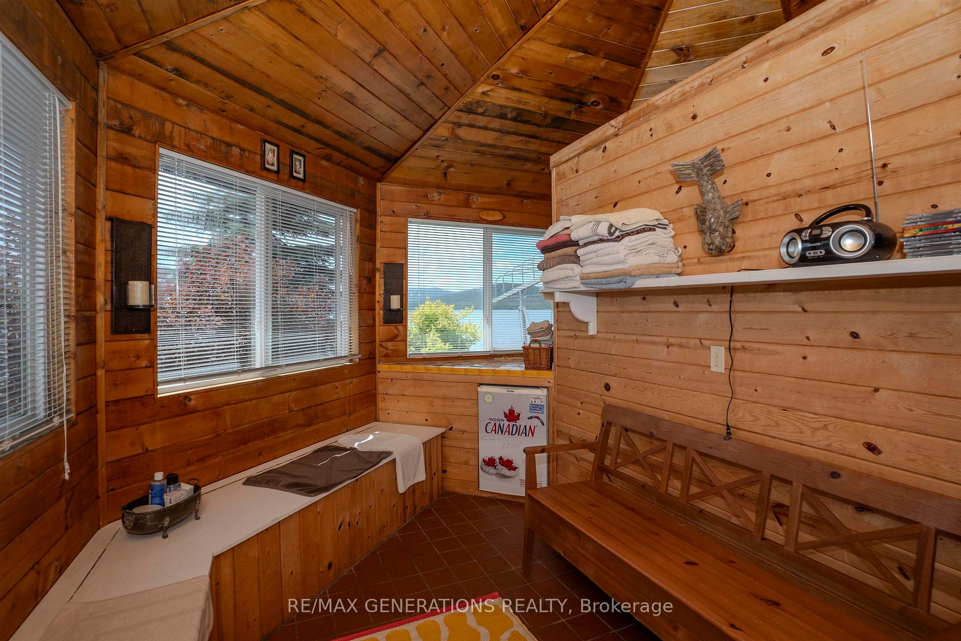 Photo 33 of 664 Memory Road, Neebing, Crooks — HOMEH