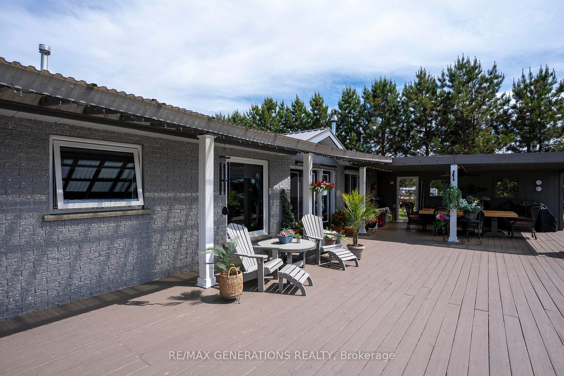 Photo 35 of 664 Memory Road, Neebing, Crooks — HOMEH