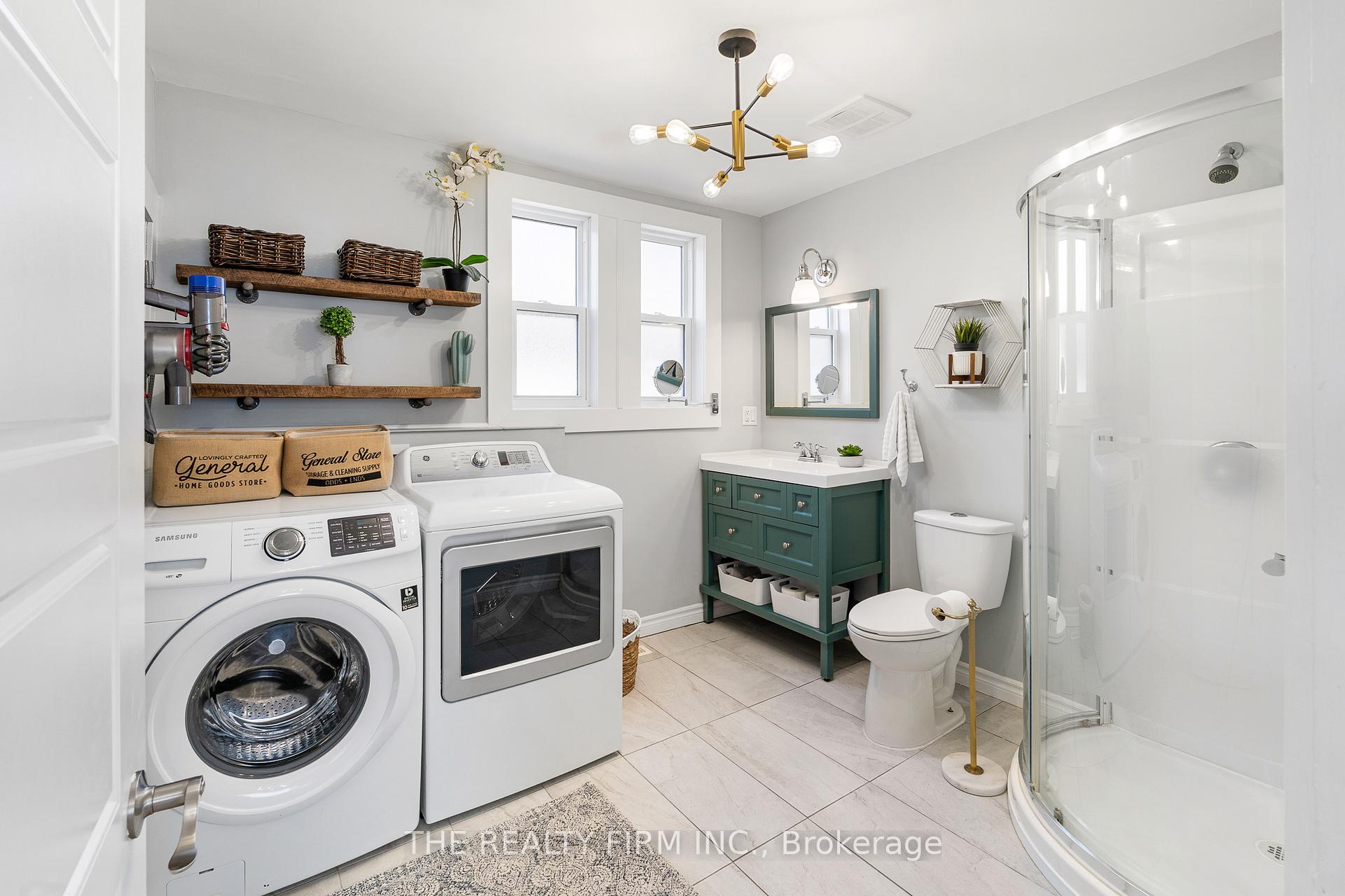 Photo 12 of 31 Fifth Avenue, St. Thomas — HOMEH