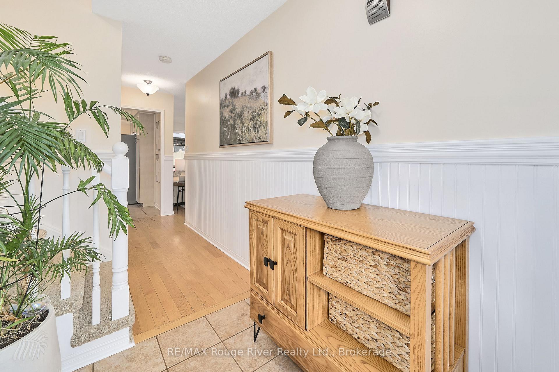 Photo 7 of 100 Queen Street, Clarington, Bowmanville — HOMEH