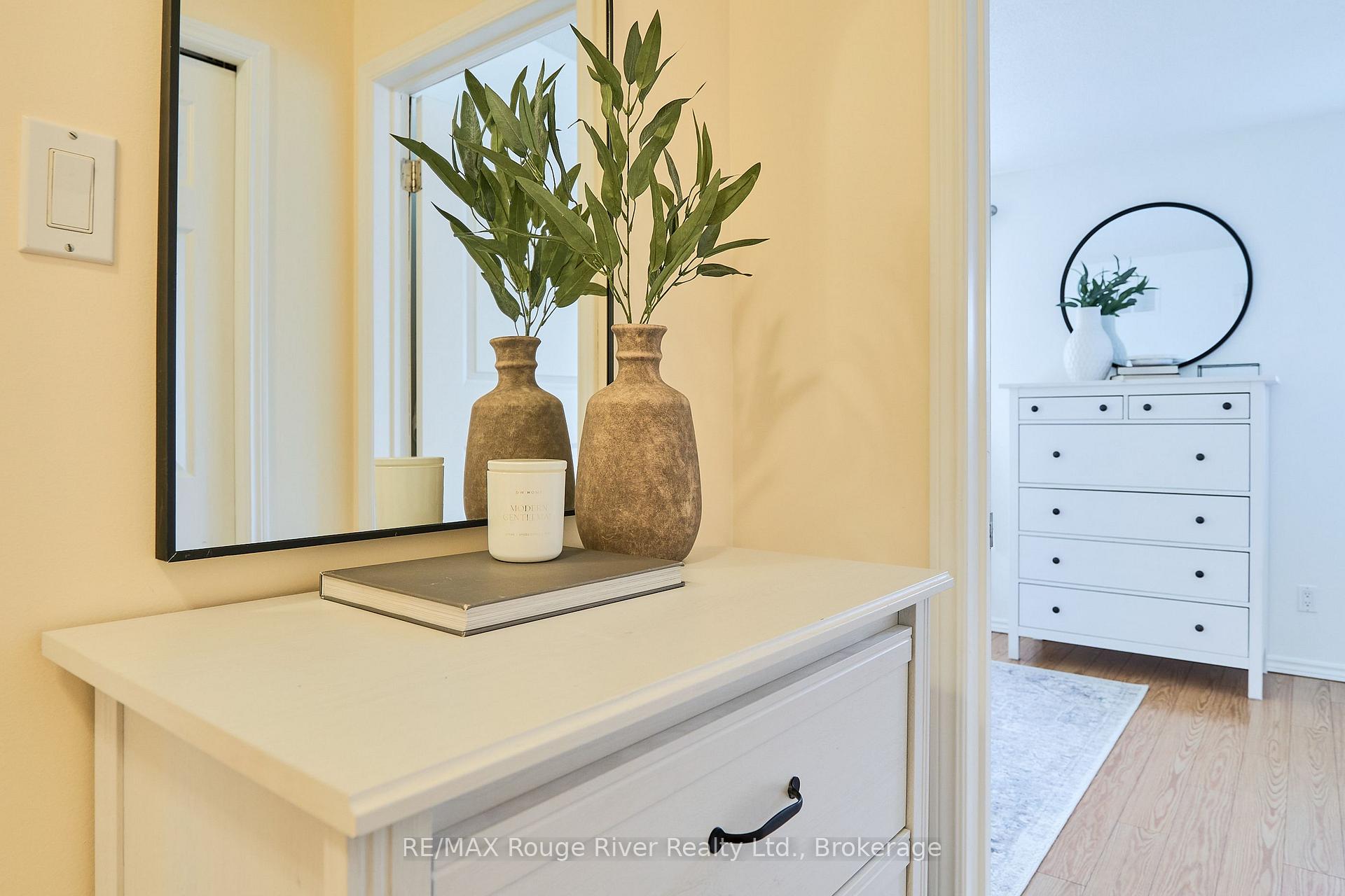 Photo 22 of 100 Queen Street, Clarington, Bowmanville — HOMEH