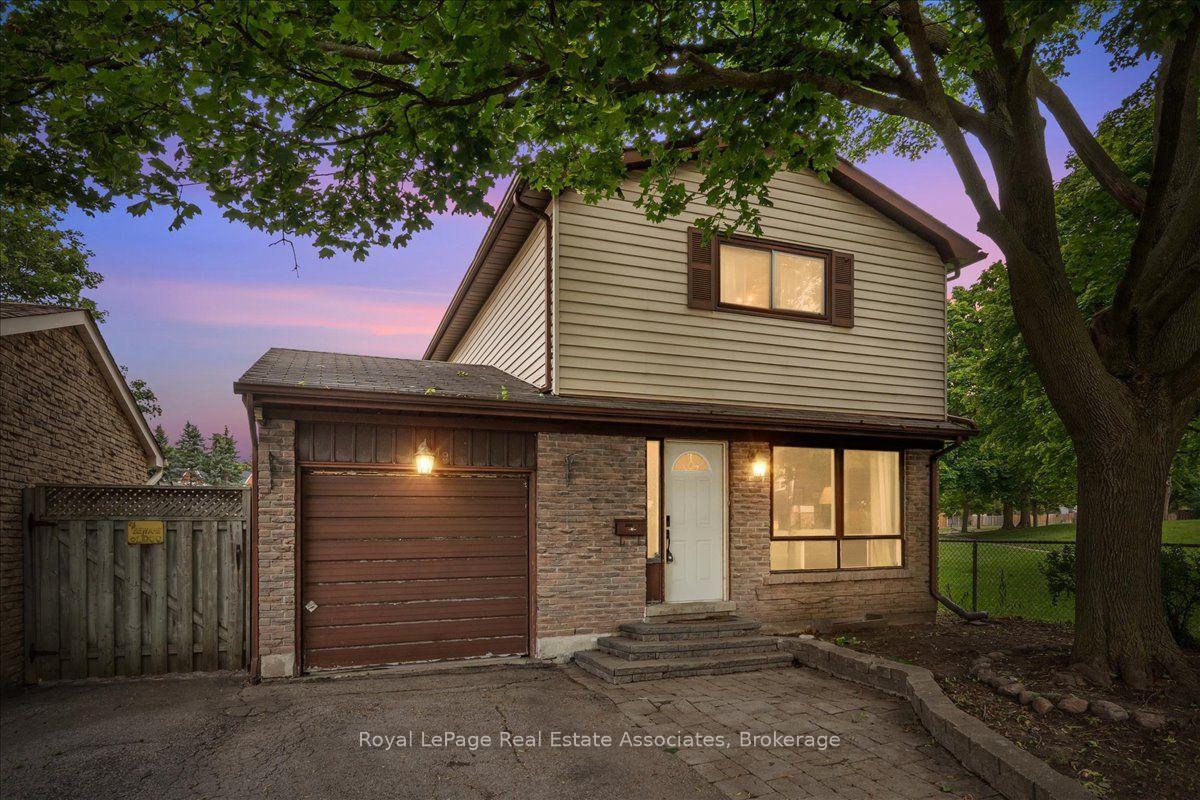 Photo 1 of 19 Harrison Court, Whitby, Pringle Creek — HOMEH