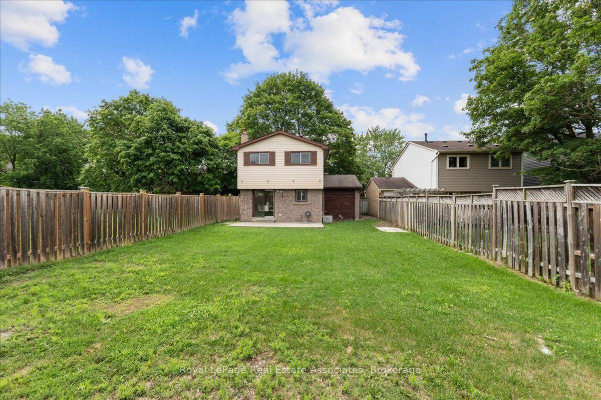 Photo 35 of 19 Harrison Court, Whitby, Pringle Creek — HOMEH