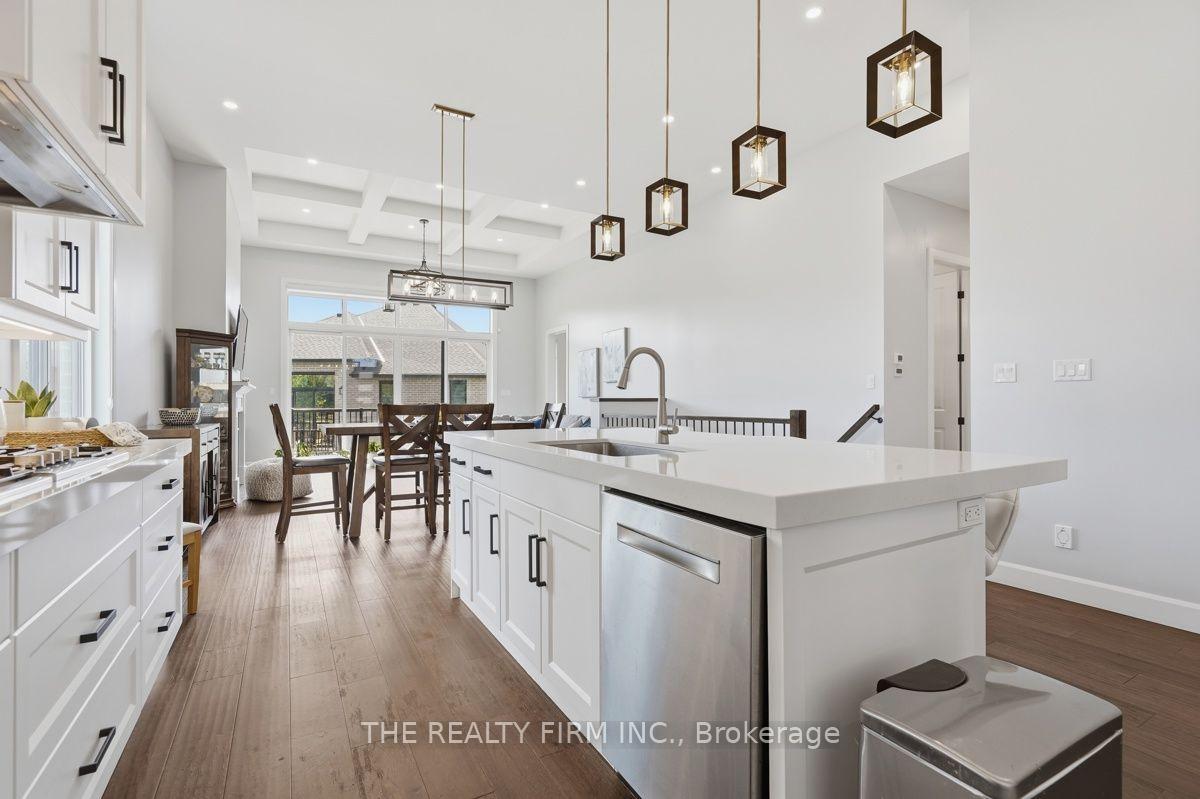 Photo 13 of Unit 1, 6990 Clayton Walk, London, South V — HOMEH