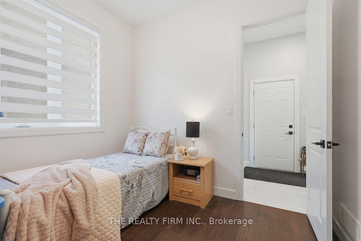 Photo 27 of Unit 1, 6990 Clayton Walk, London, South V — HOMEH