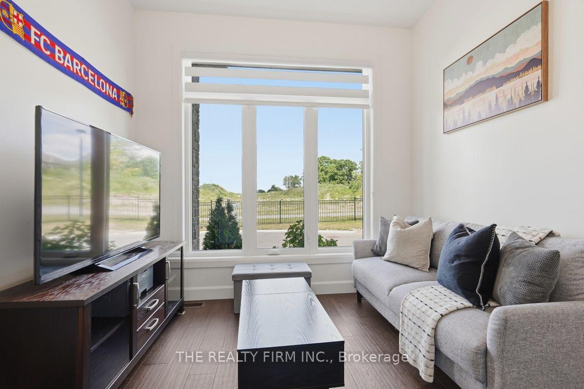 Photo 30 of Unit 1, 6990 Clayton Walk, London, South V — HOMEH