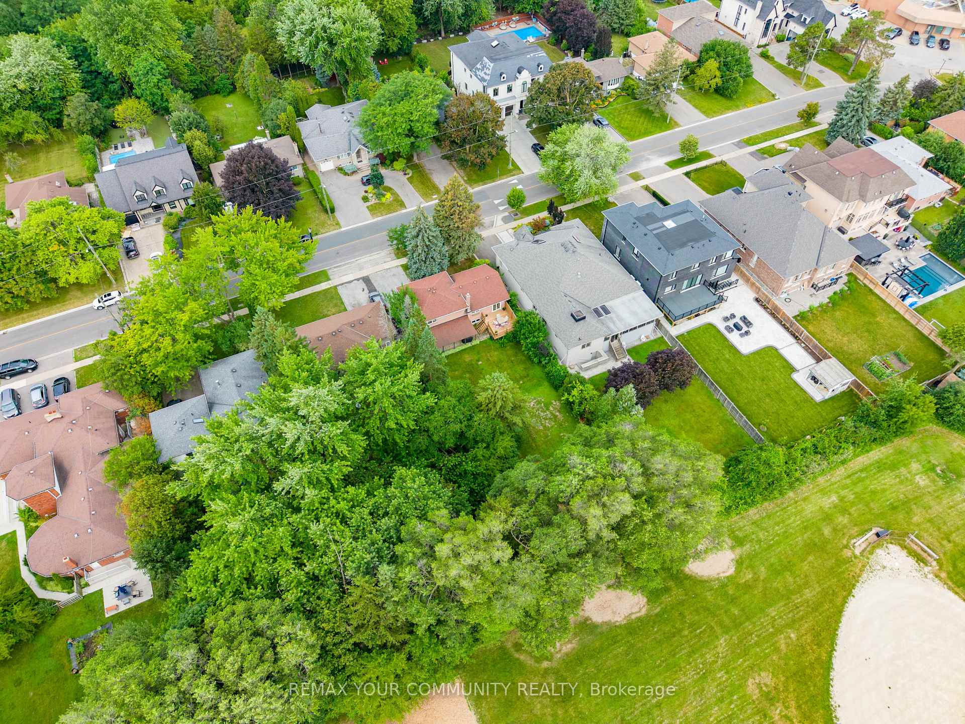 Photo 9 of 35 Netherford Road, Vaughan, Maple — HOMEH