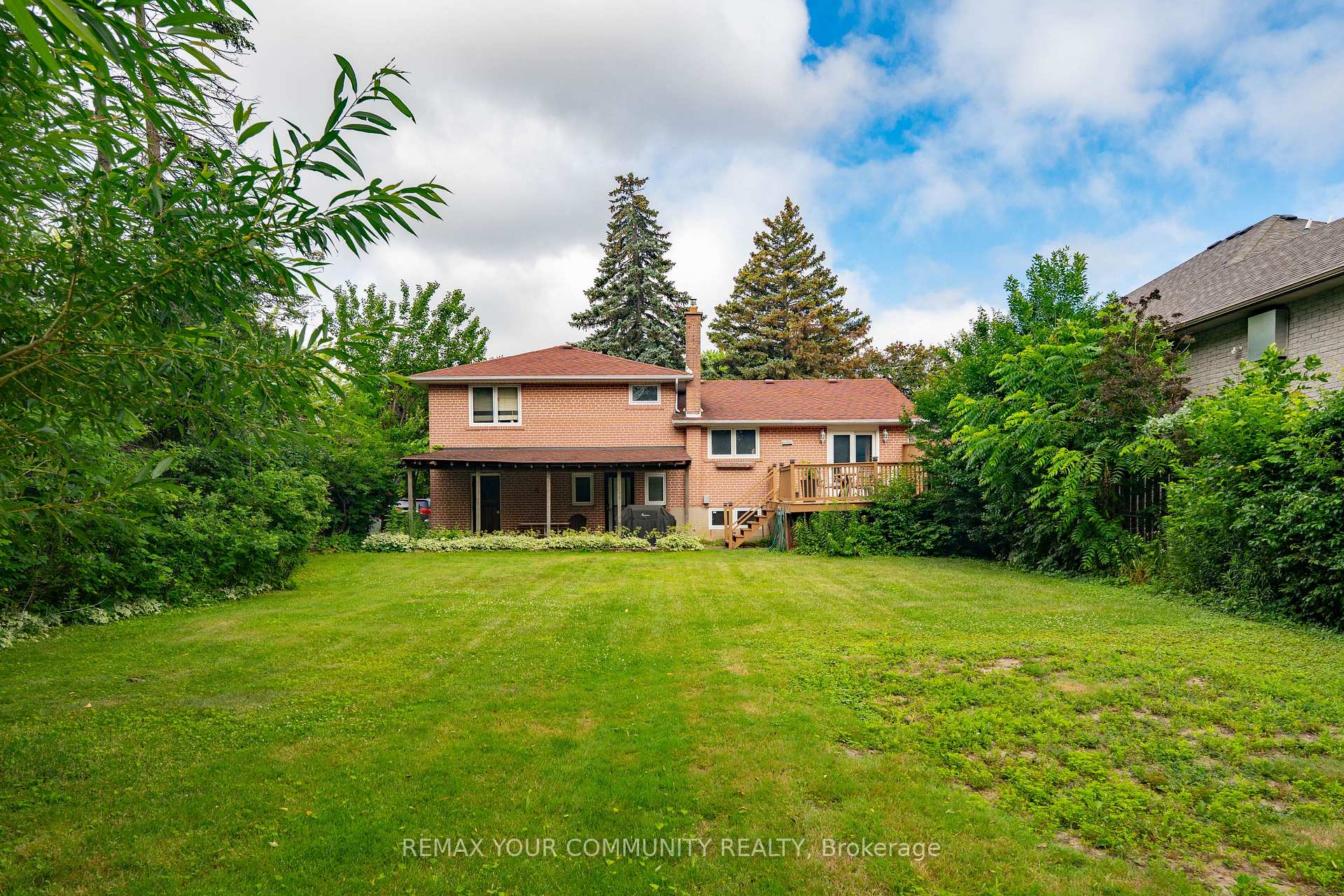 Photo 12 of 35 Netherford Road, Vaughan, Maple — HOMEH