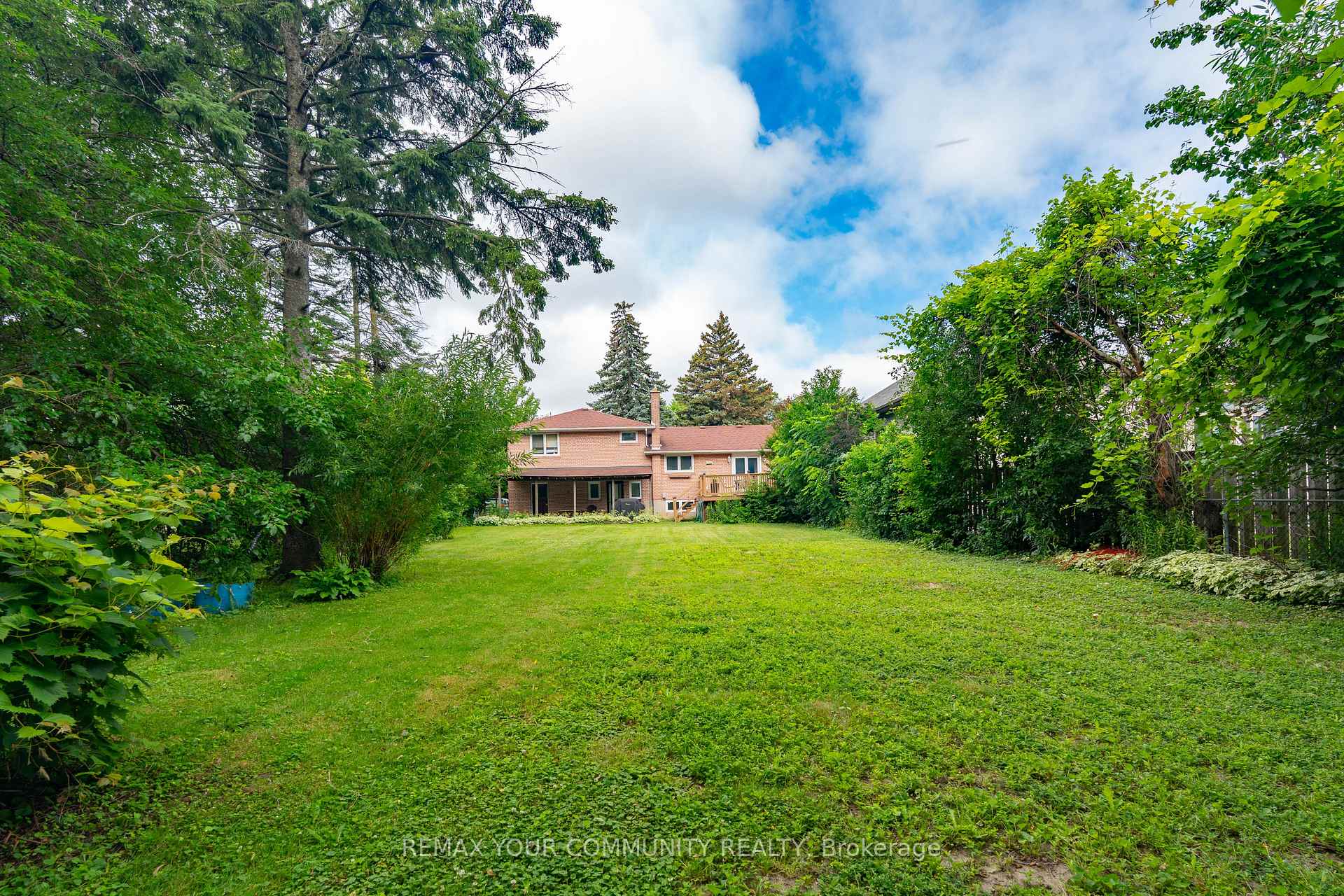 Photo 19 of 35 Netherford Road, Vaughan, Maple — HOMEH