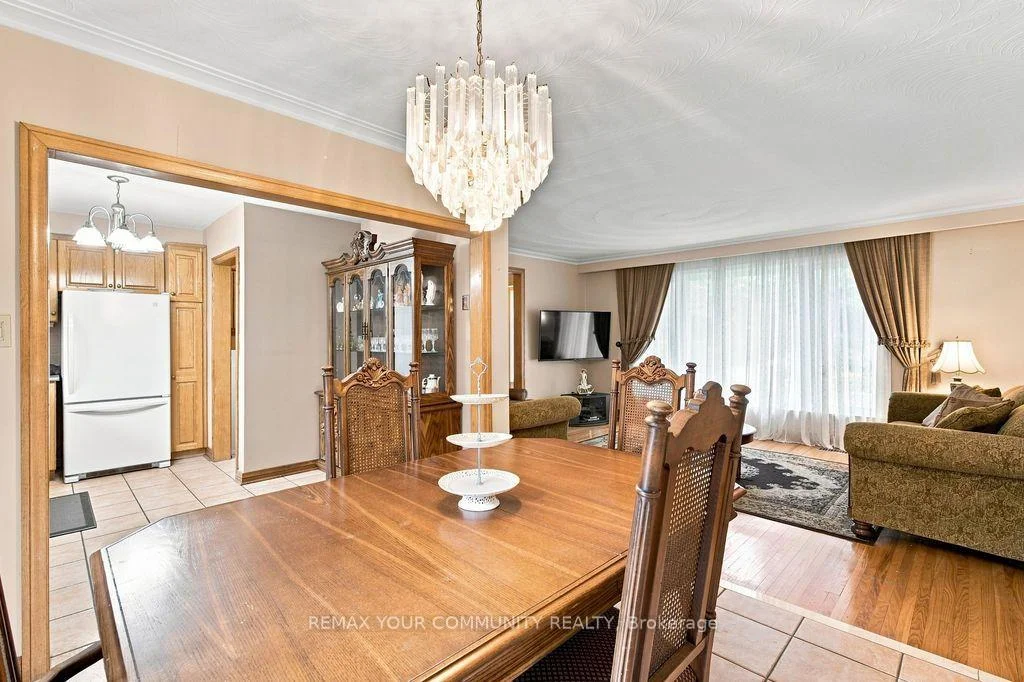 Photo 27 of 35 Netherford Road, Vaughan, Maple — HOMEH