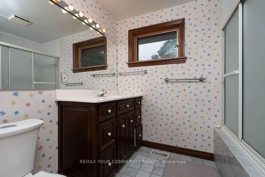 Photo 32 of 35 Netherford Road, Vaughan, Maple — HOMEH