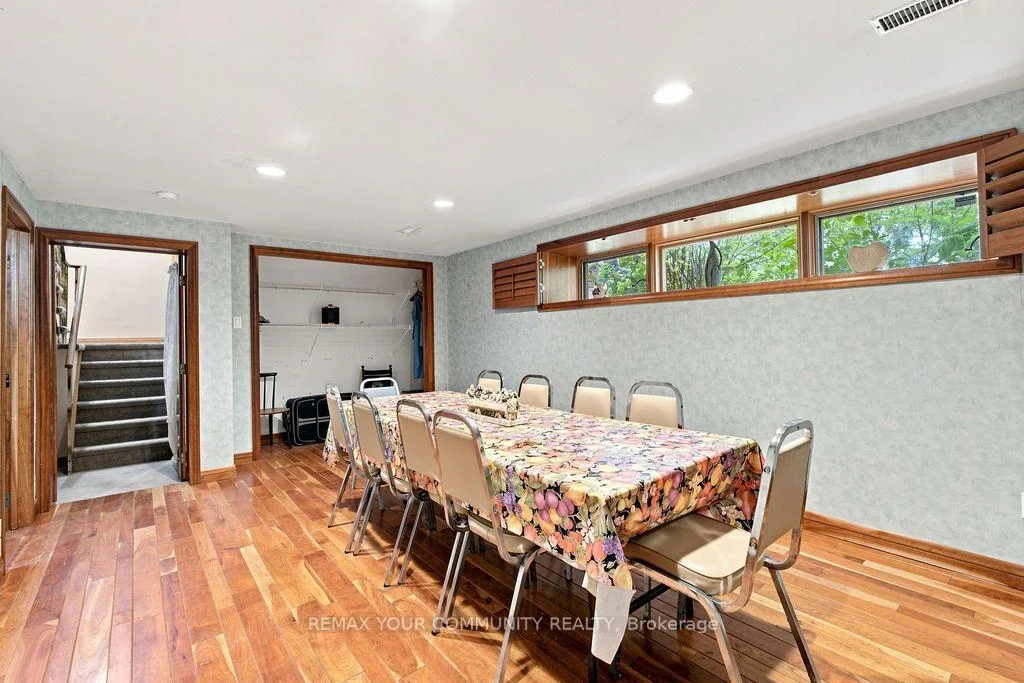Photo 37 of 35 Netherford Road, Vaughan, Maple — HOMEH
