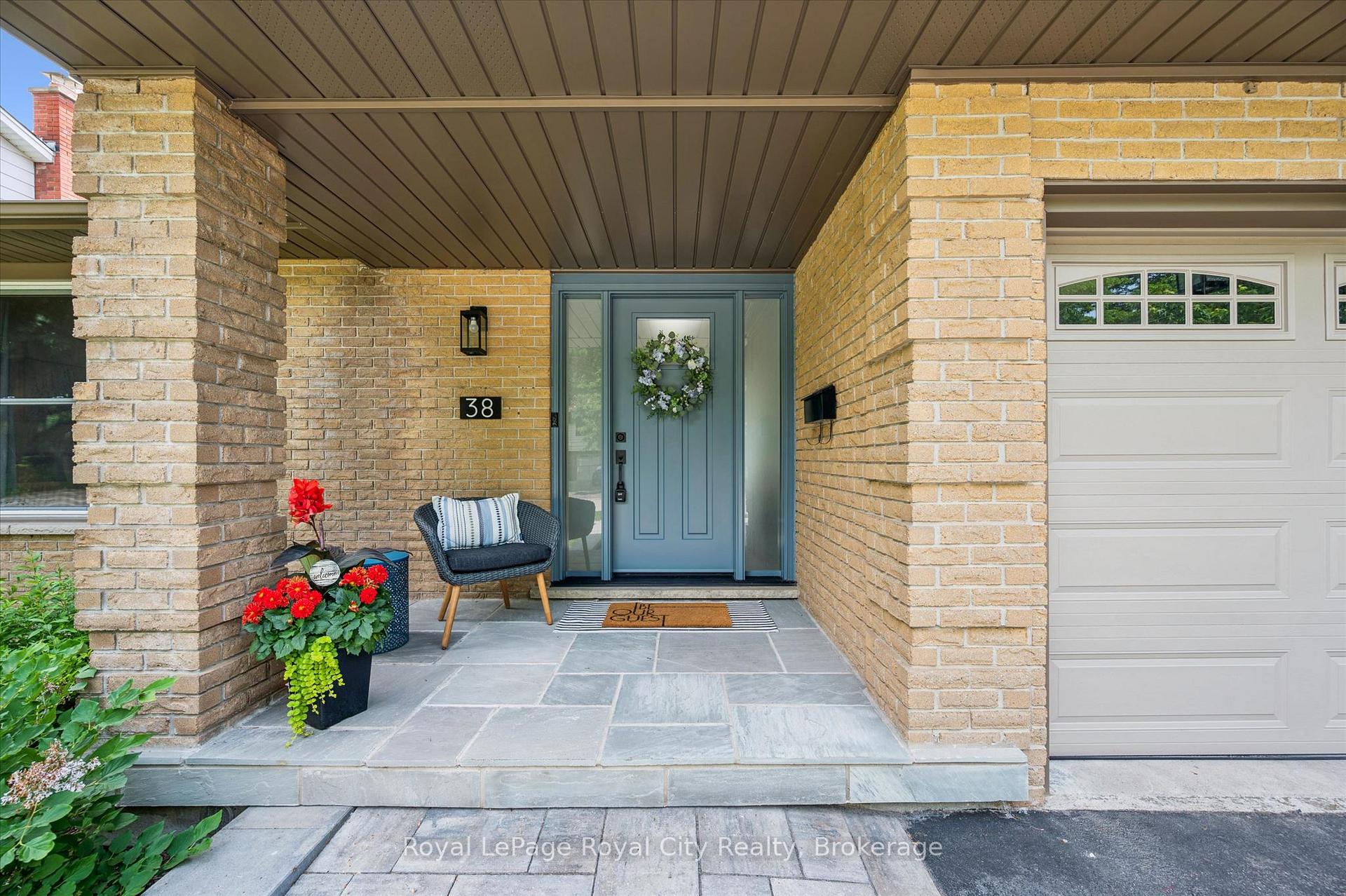 Photo 7 of 38 Shadybrook Crescent, Guelph, Kortright West — HOMEH