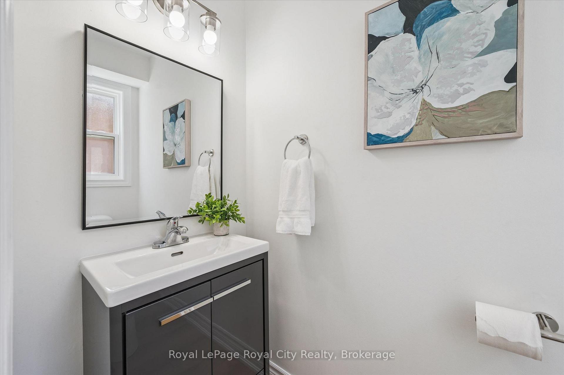 Photo 22 of 38 Shadybrook Crescent, Guelph, Kortright West — HOMEH